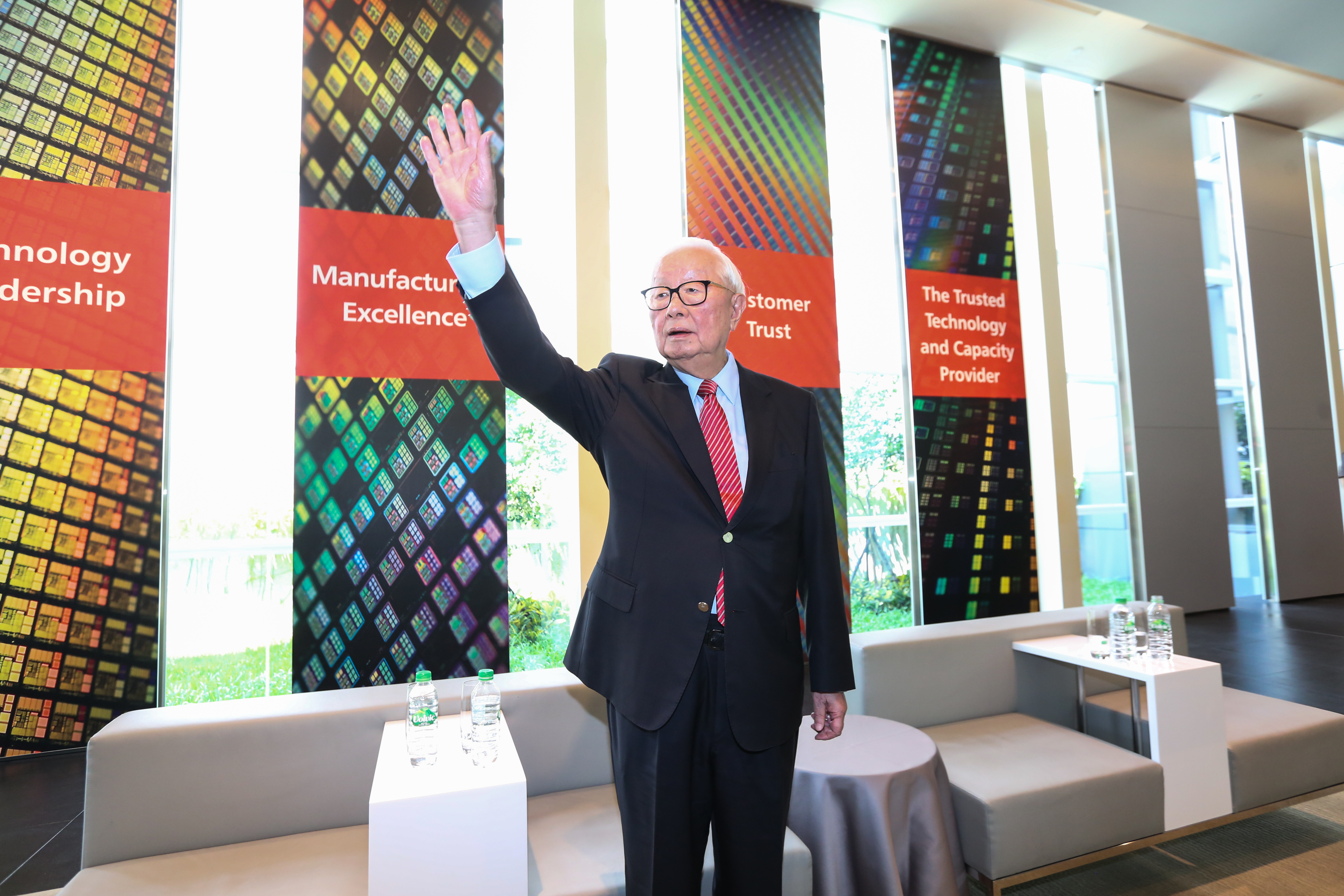 台積電創辦人張忠謀認為，台灣正面臨國家主義的大挑戰。