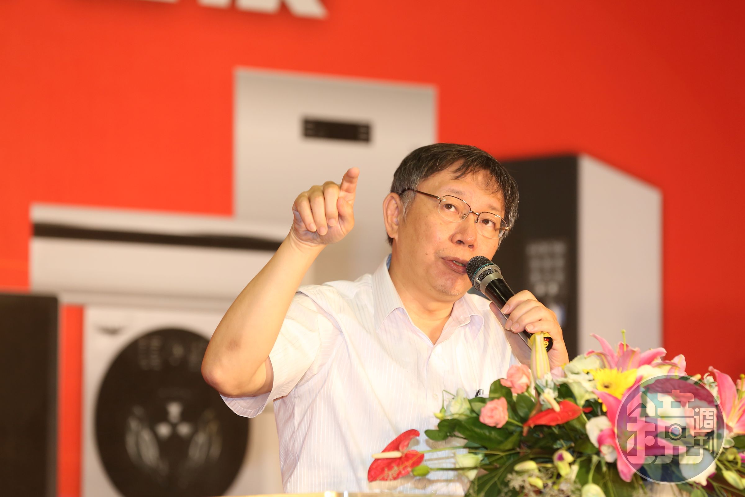 挨批liar，柯文哲要求《屠殺》作者伊森．葛特曼24小時內提出事證或公開道歉，否則提告。