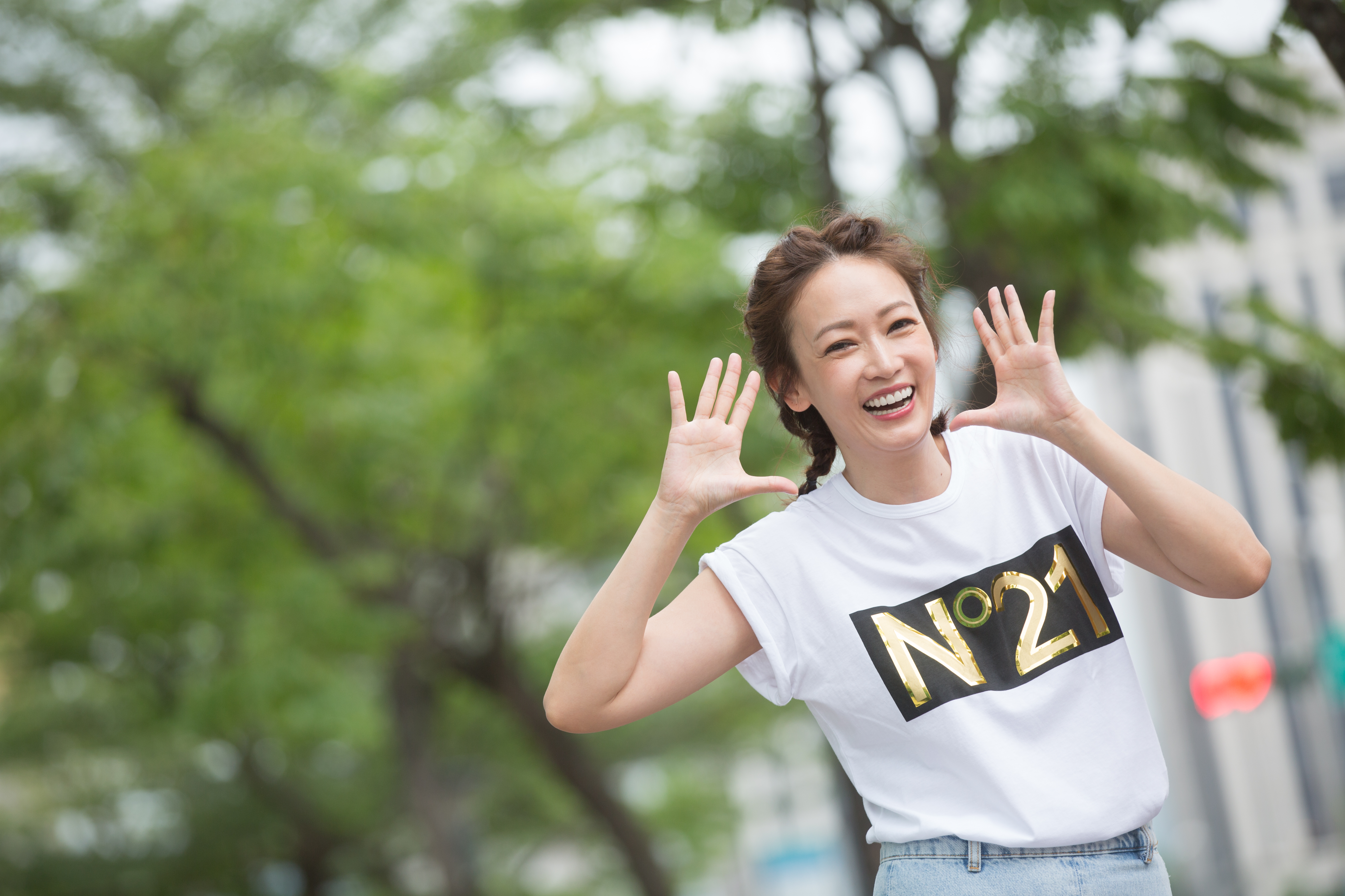 因為經常出國,讓潘慧如對外匯有著高敏銳度,懂得低買高賣賺匯差。