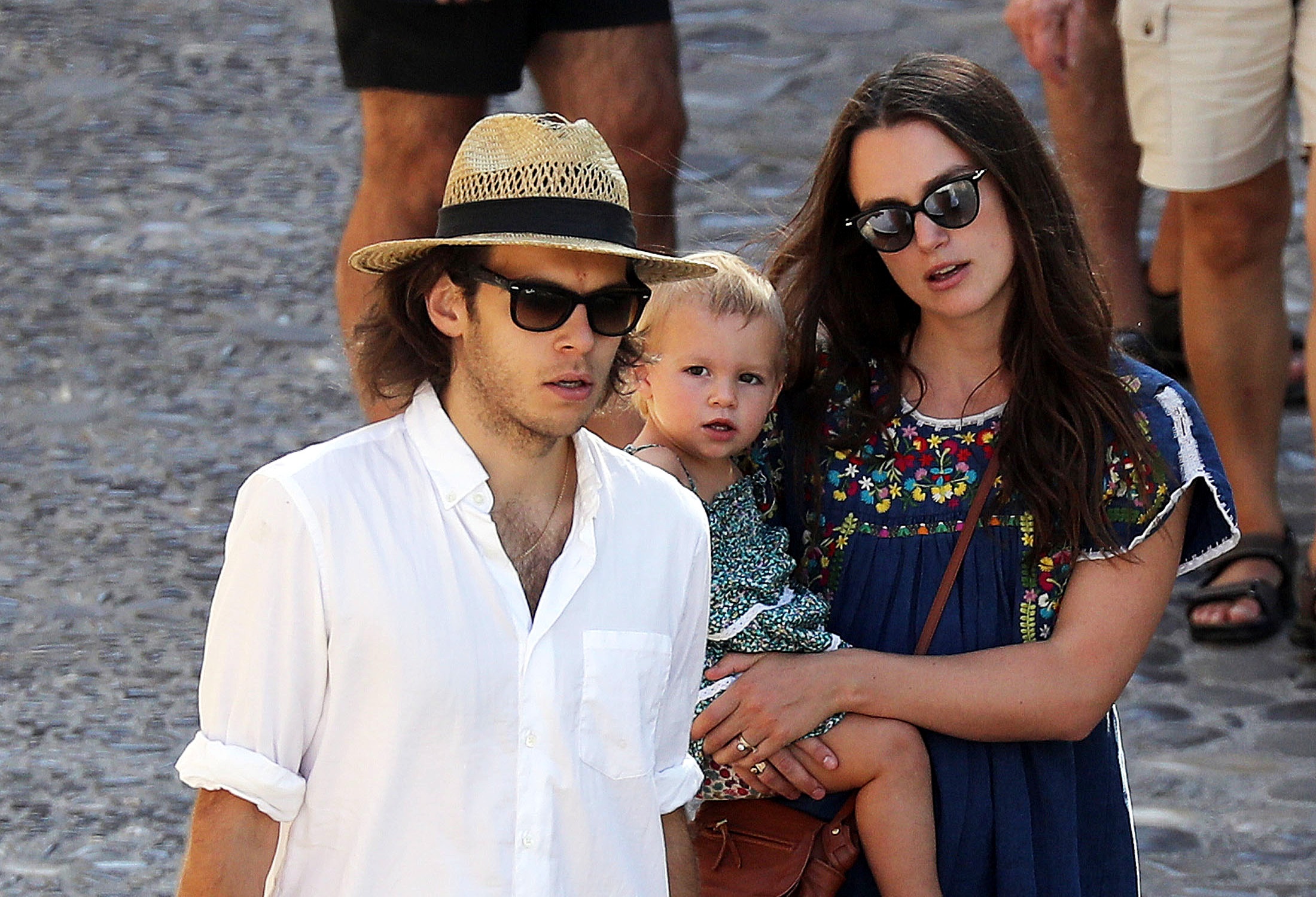 綺拉奈特莉和音樂人老公詹姆斯萊頓擁有一個可愛的3歲女兒。（東方IC）