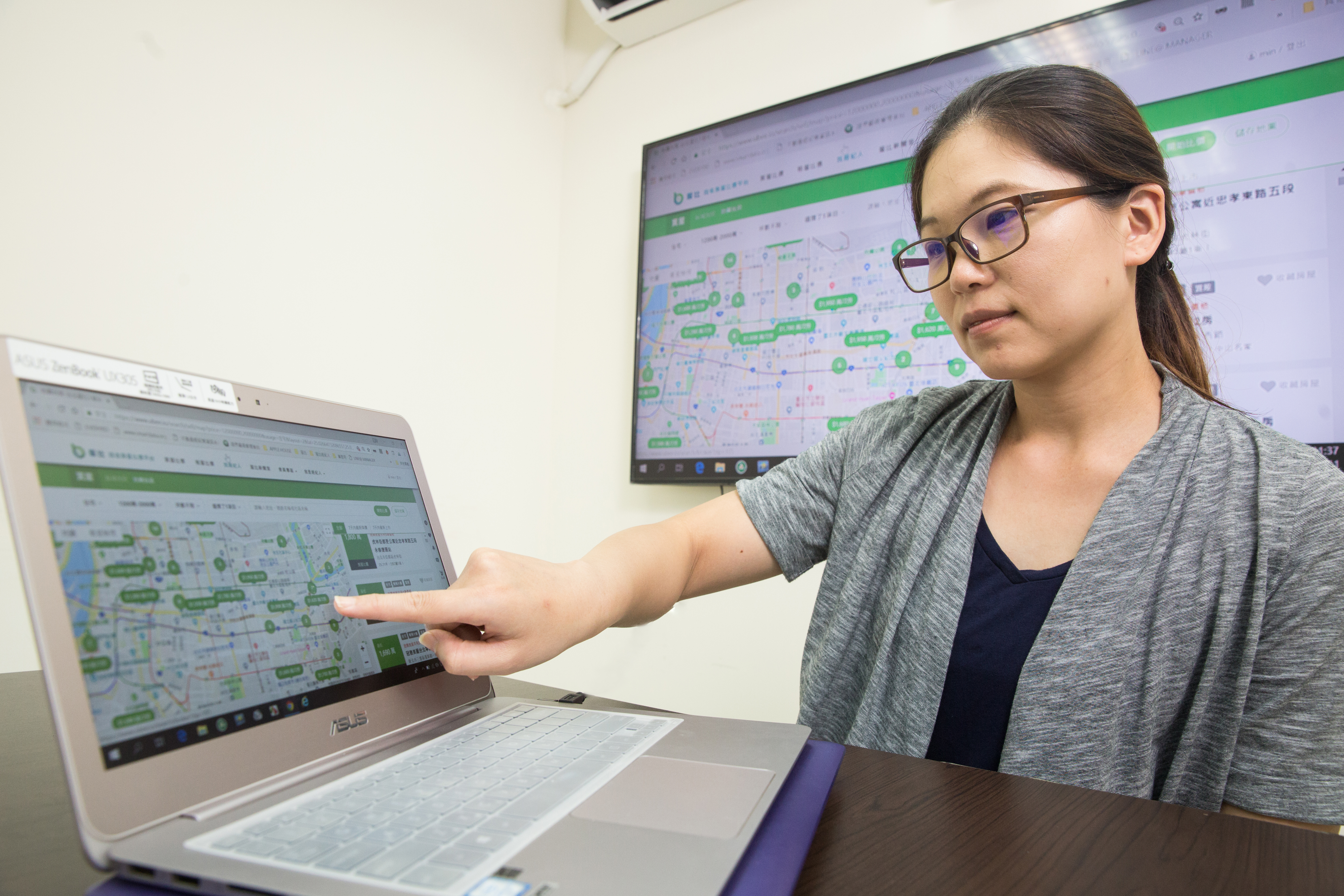 買房前先上比價網站看該區所有委賣人的出價狀況，一眼就能探出行情。