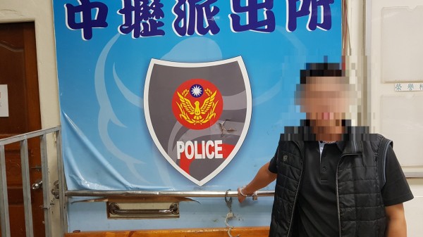 沈男有妨害秘密前科，疑是偷拍慣犯，他供稱所有照片都是「自己欣賞」。（警方提供）