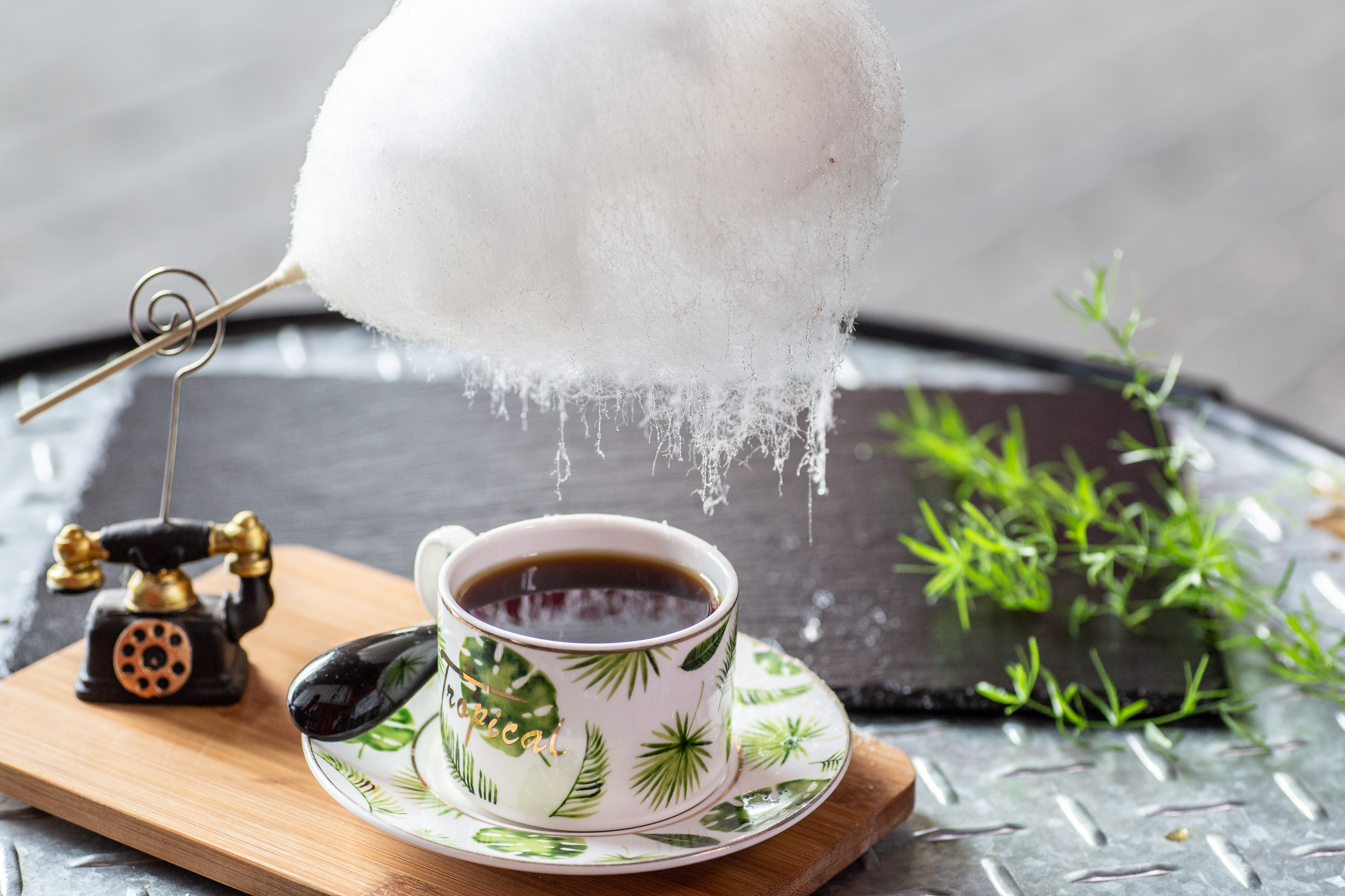 這一杯台東咖啡從味覺到視覺盪漾海洋和黑潮氣息。