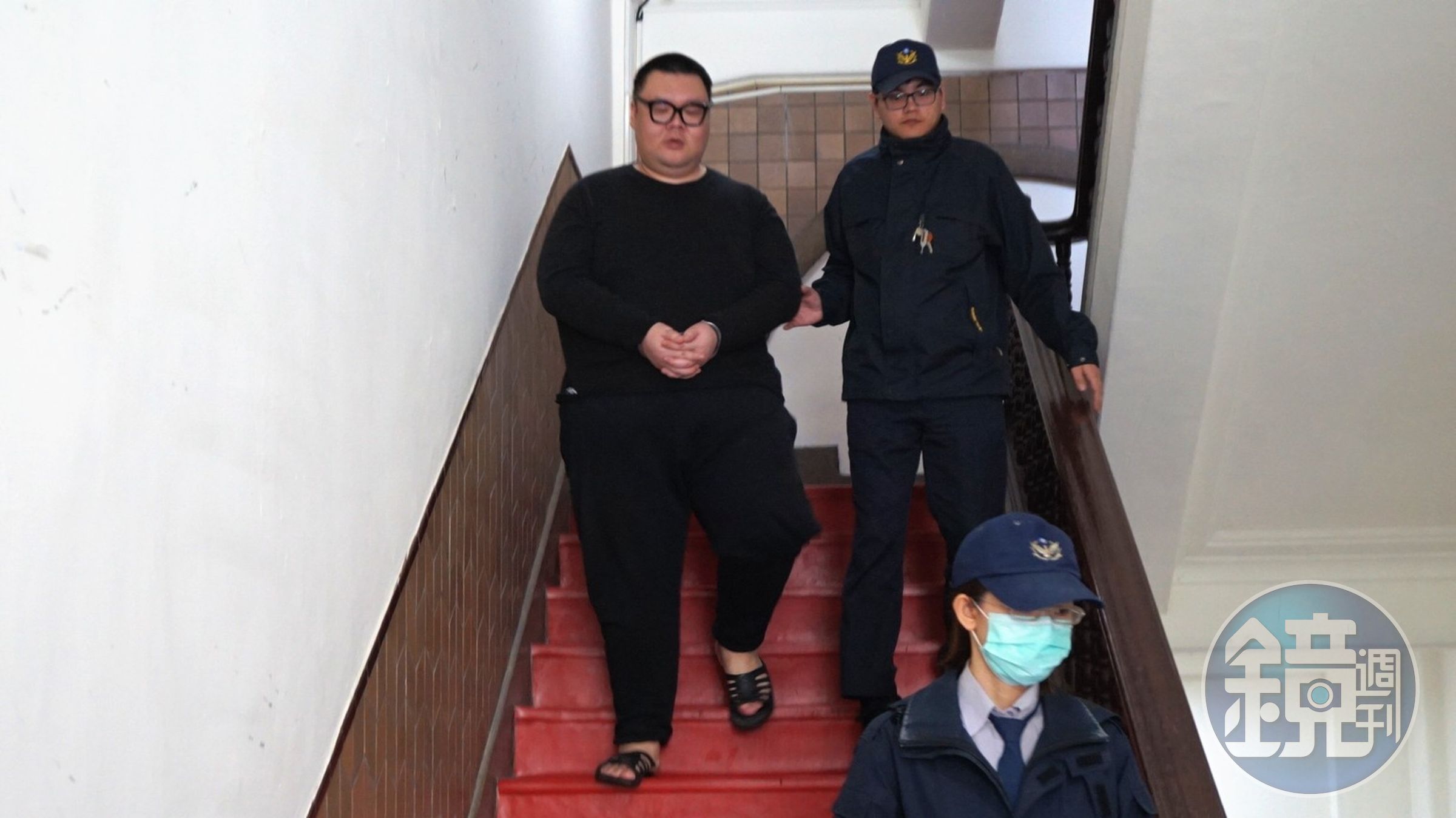 土豪哥在W飯店開毒趴遭重判10年，他身上被驗出6重毒，但卻沒有小模體內被驗出的PMA，將力拼無罪。
