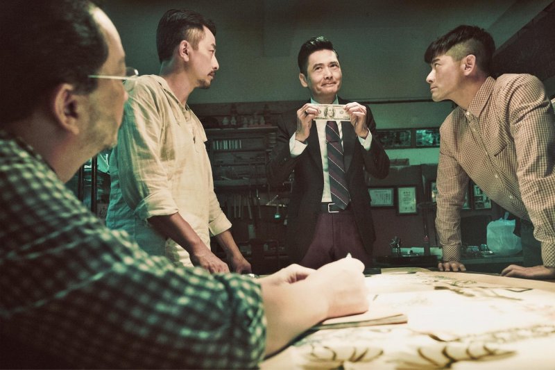 繼《寒戰》之後動作港片又回來了，《無雙》以吊人胃口的燒腦風格，鋪陳出大場面的動作戲。（双喜電影提供）