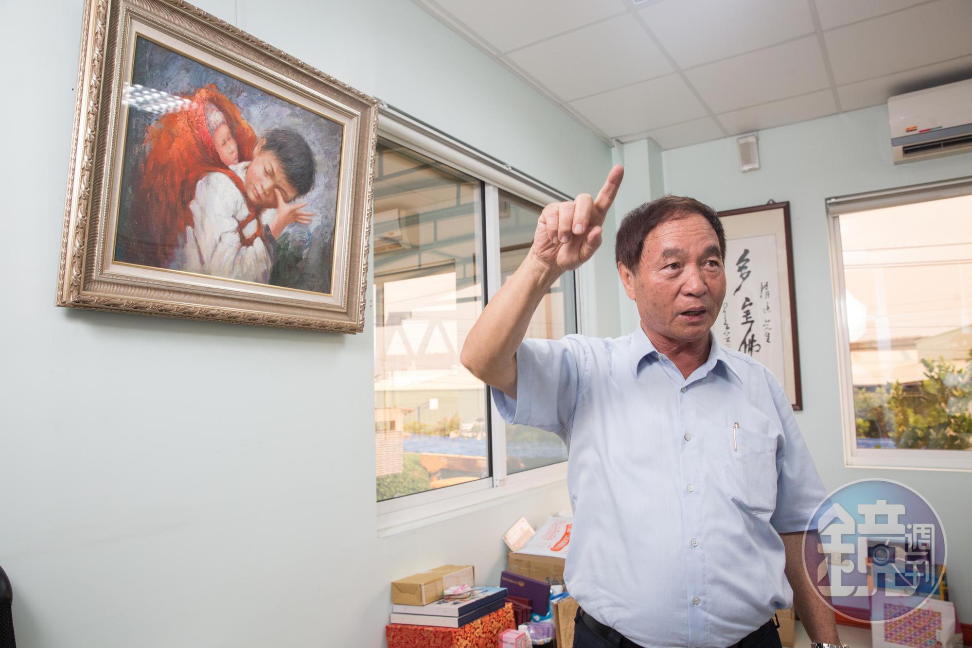 黃清山危機意識強,幾經轉折,將公司生產重心放在生產不織布。