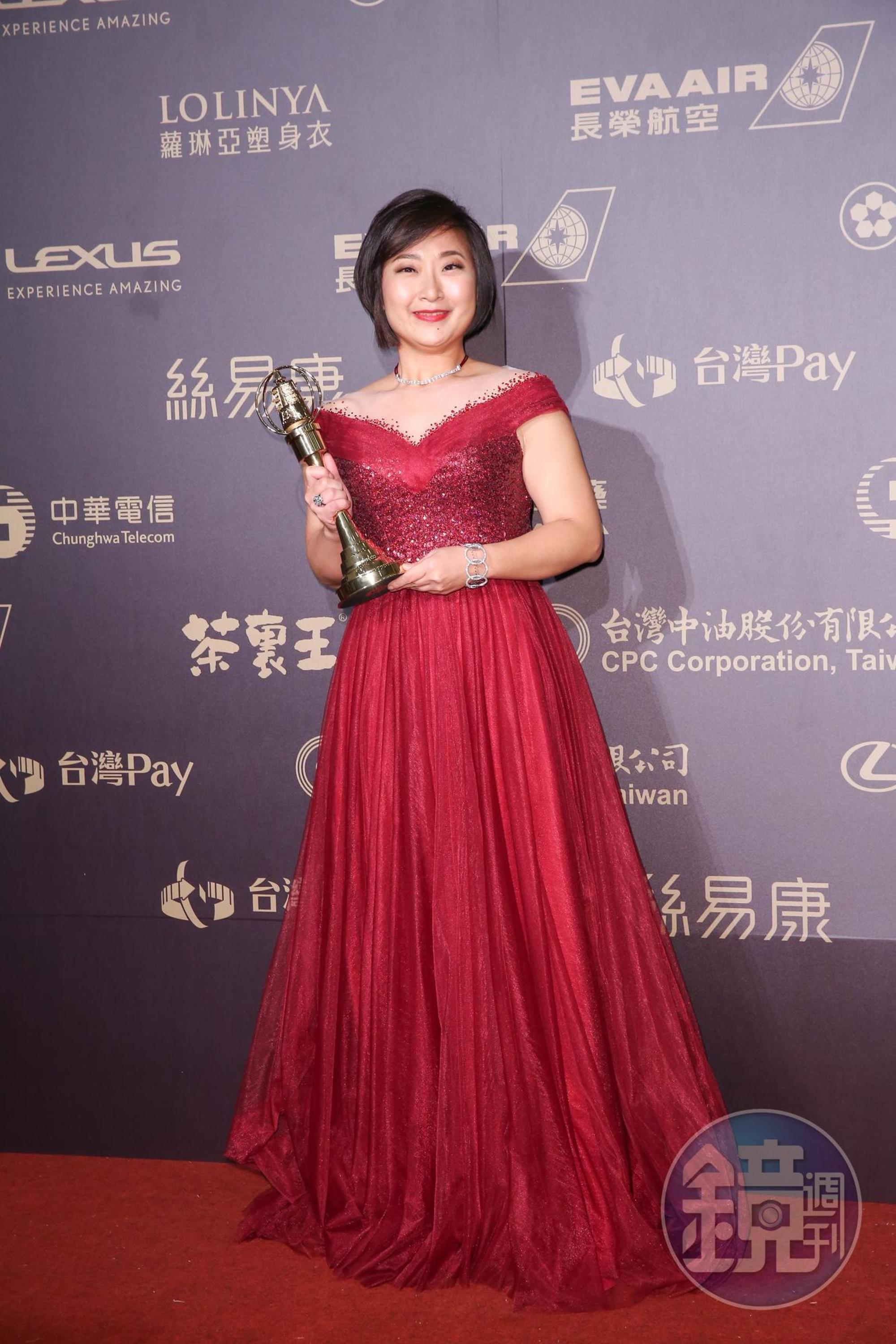 廖怡裬得獎要感謝母親,因為拍了《外鄉女》,與母親的距離也更接近。