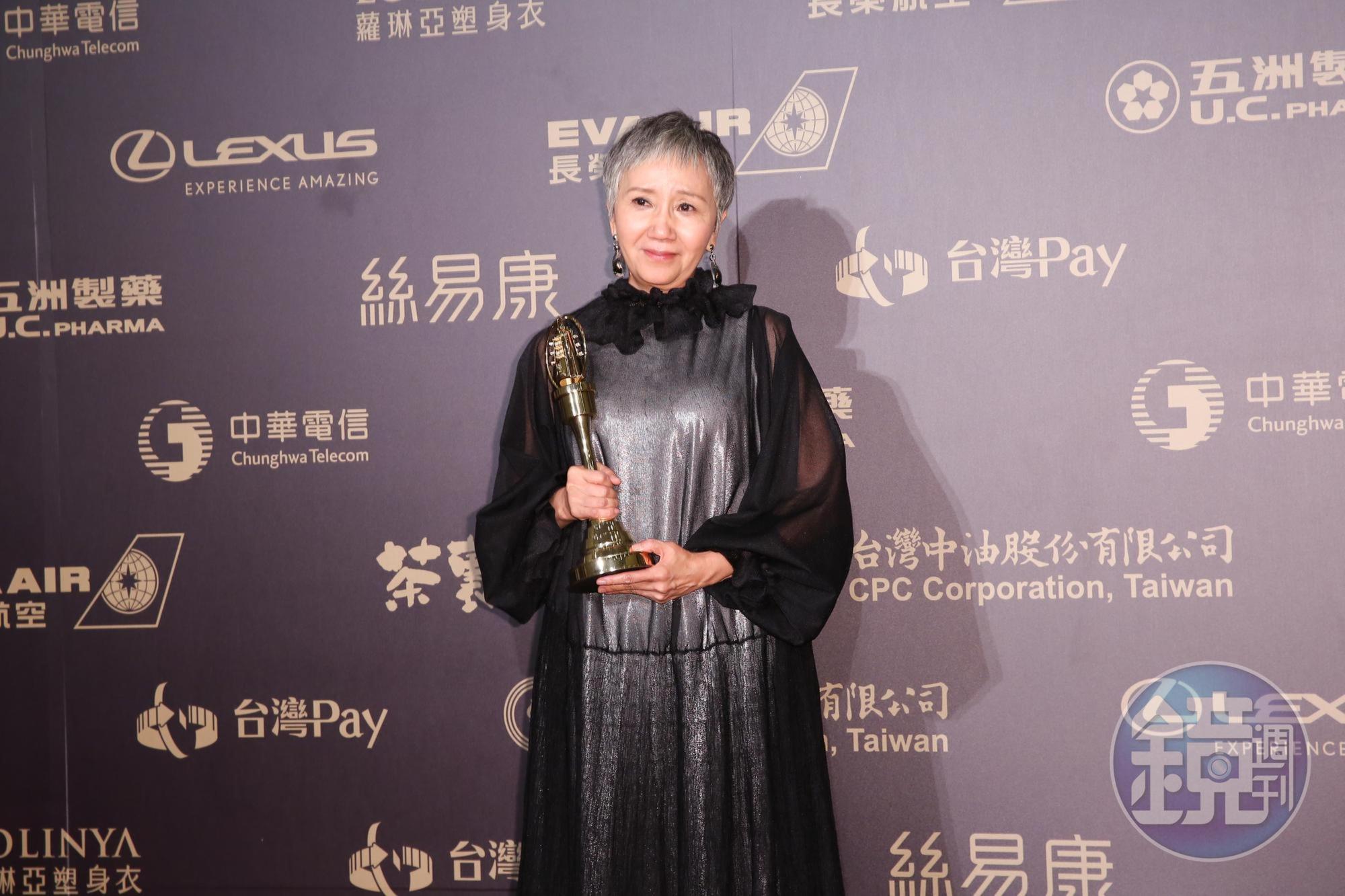 陸弈靜坐上金鐘迷你劇視后寶座,稱自己沒有想到會得獎。