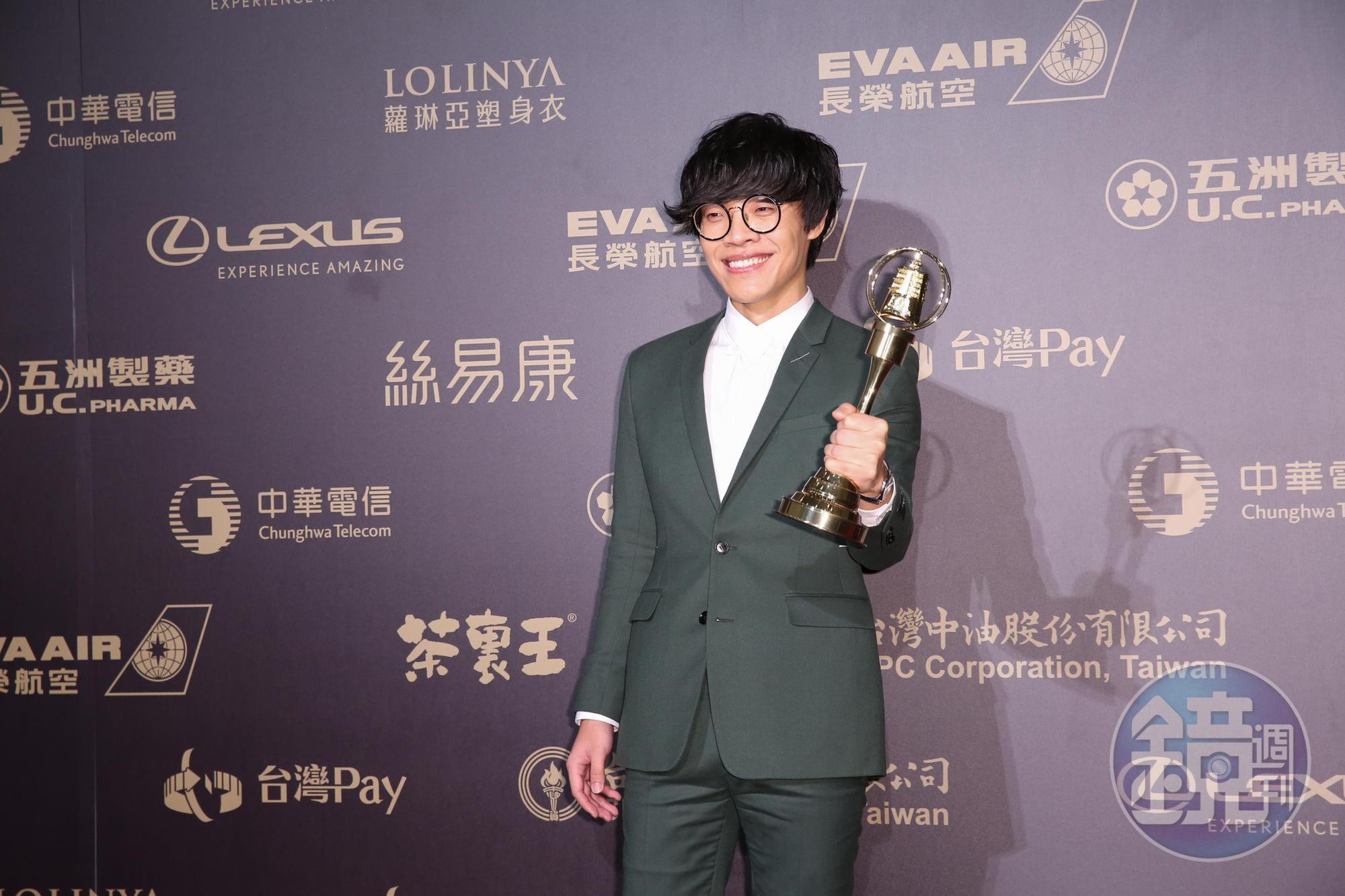 新進演員獎由主演《植劇場-花甲男孩轉大人》的盧廣仲獲得。