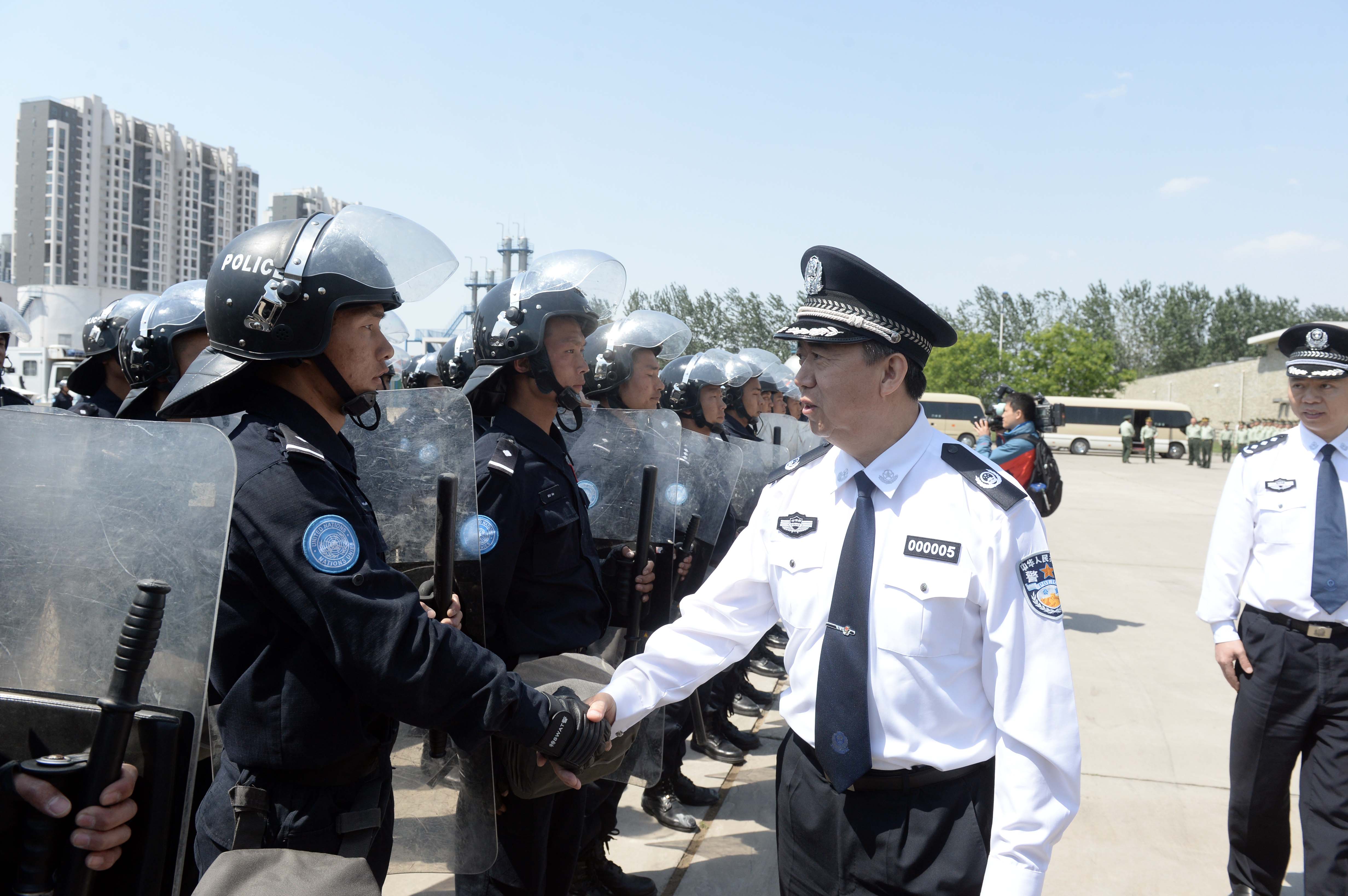 中國官媒昨（7）日證實，孟宏偉（右2）涉嫌違法，目前正接受國家監委調查。（東方IC）