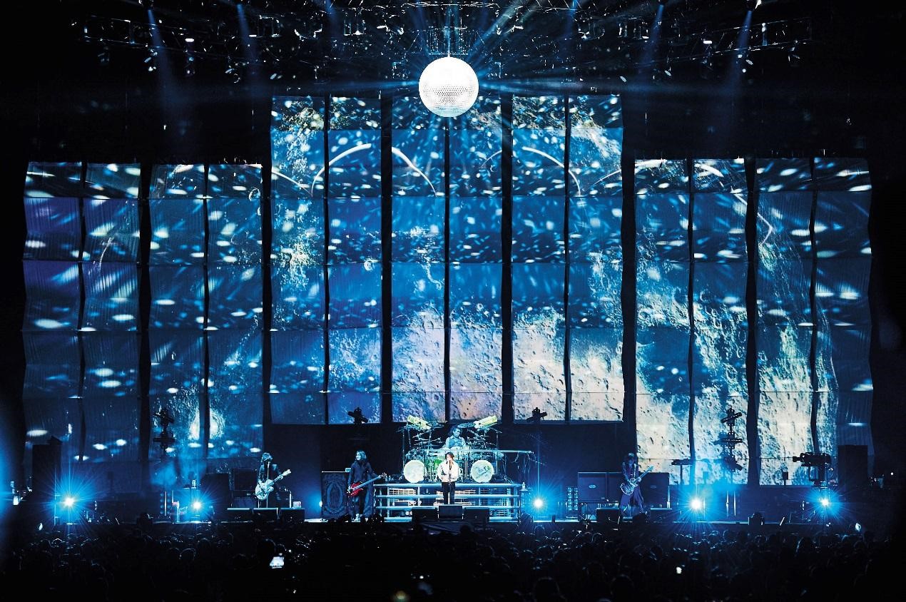 LUNA SEA The Holy Night 2017是NAKED lnc.在日本首次將光雕投影技術與大型演唱會結合。（NAKED Inc.提供）