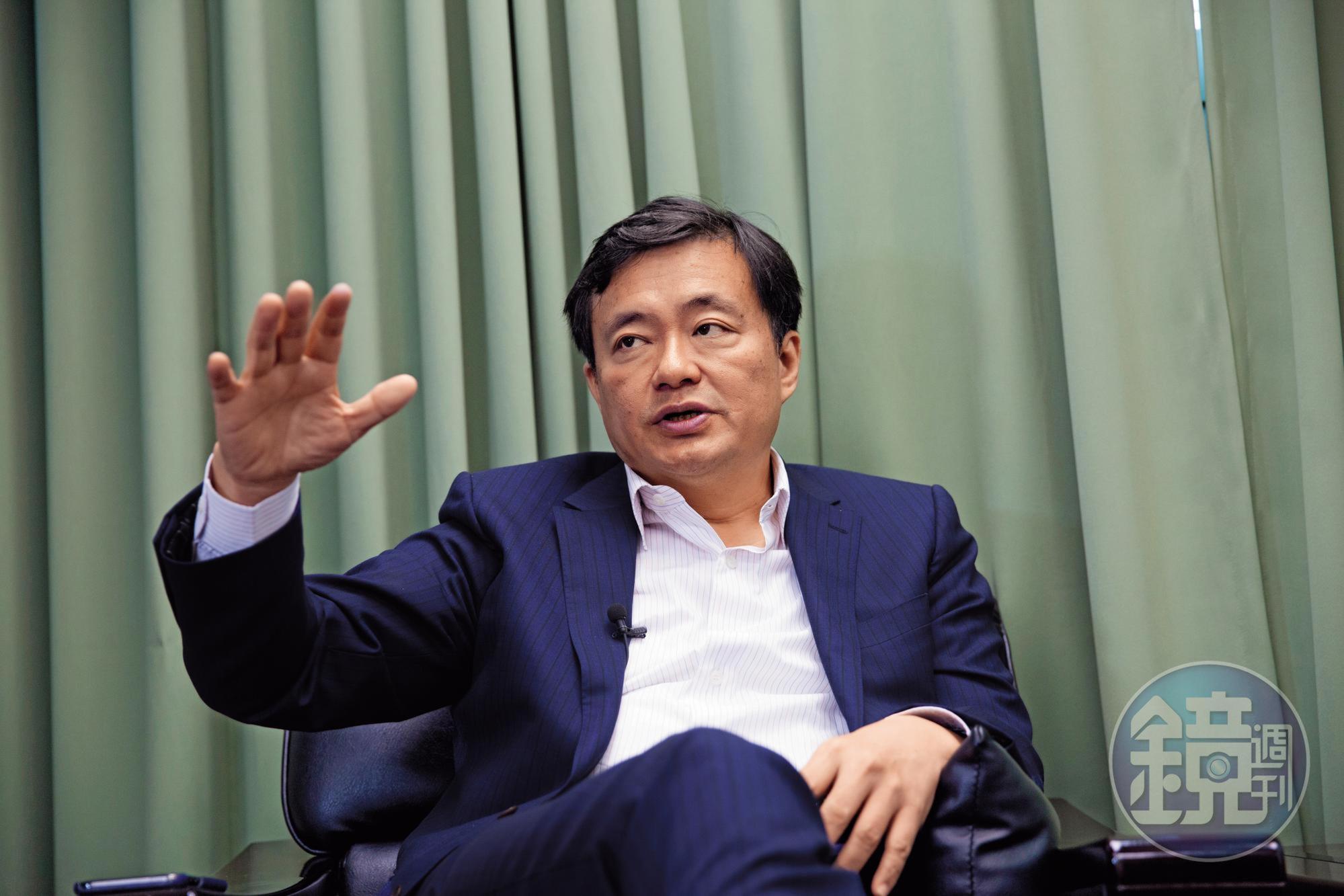 民進黨祕書長洪耀福接受本刊專訪指出，要力拚在年底縣市長選舉中穩住綠營執政縣市、並搶攻藍營執政的新北市、台東縣。