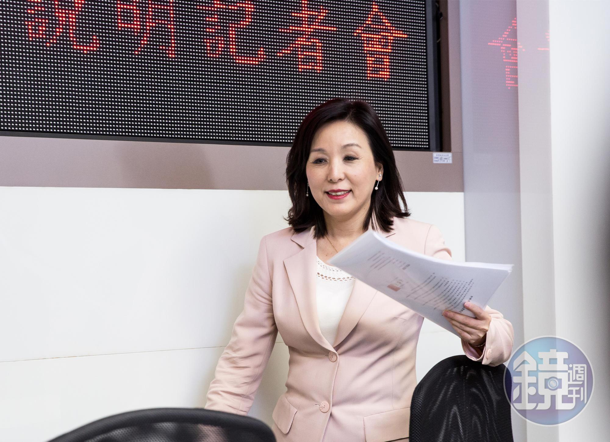 為了這次搶網銀執照，吳欣盈和李紀珠（圖）也頻過招。