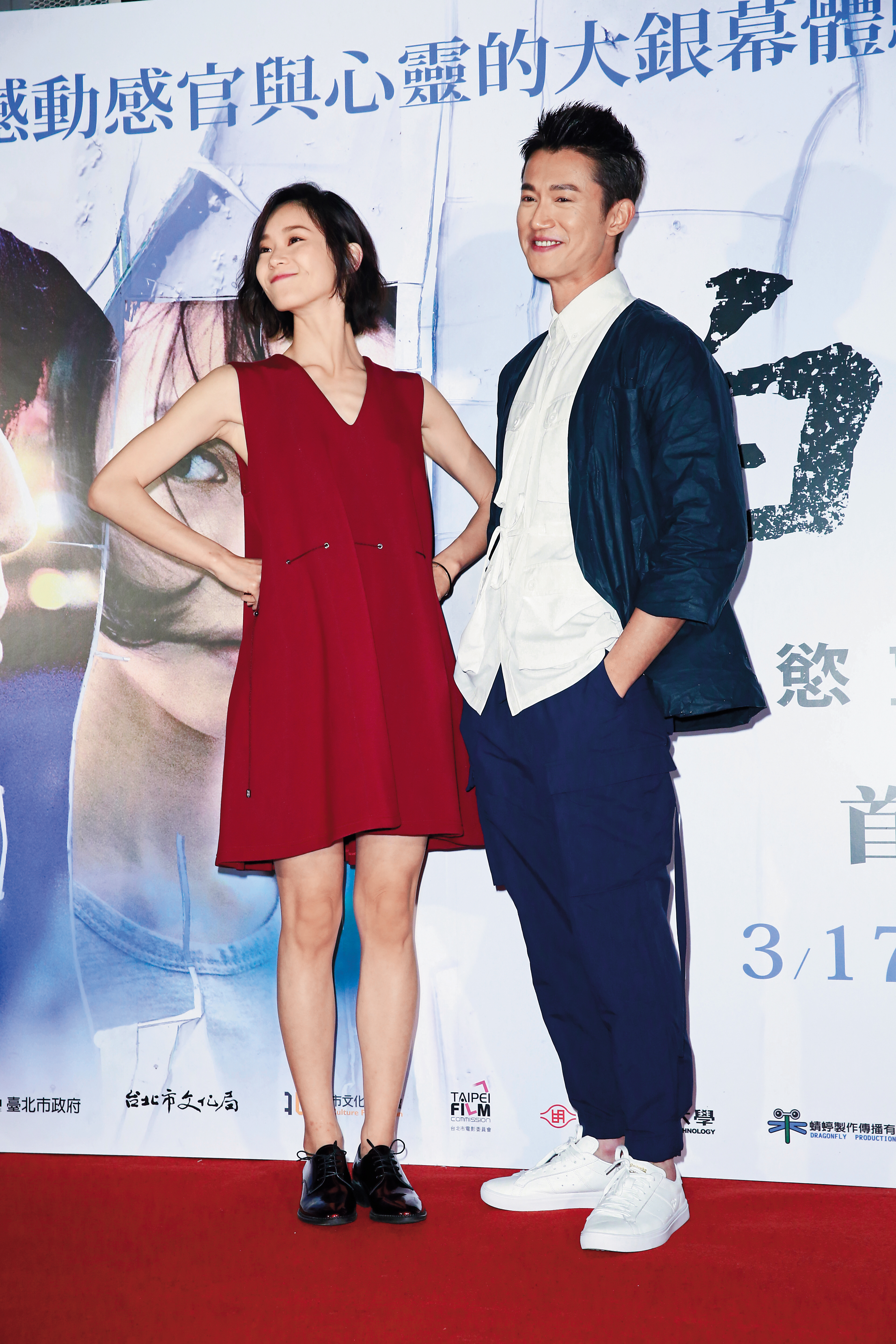 吳慷仁(右)跟鍾瑶(左)分得莫名奇妙,兩人也是假戲真愛;後來鍾瑶還跟小樂傳過曖昧,但後來不了了之。