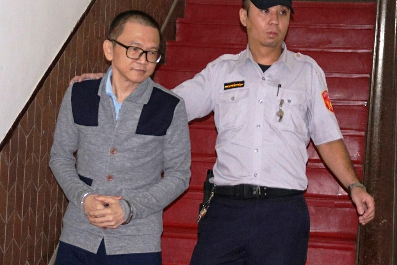 中信金集團老臣、中信金控前財務長張明田（左），涉及中信金集團內湖購地弊案。（本刊資料照）