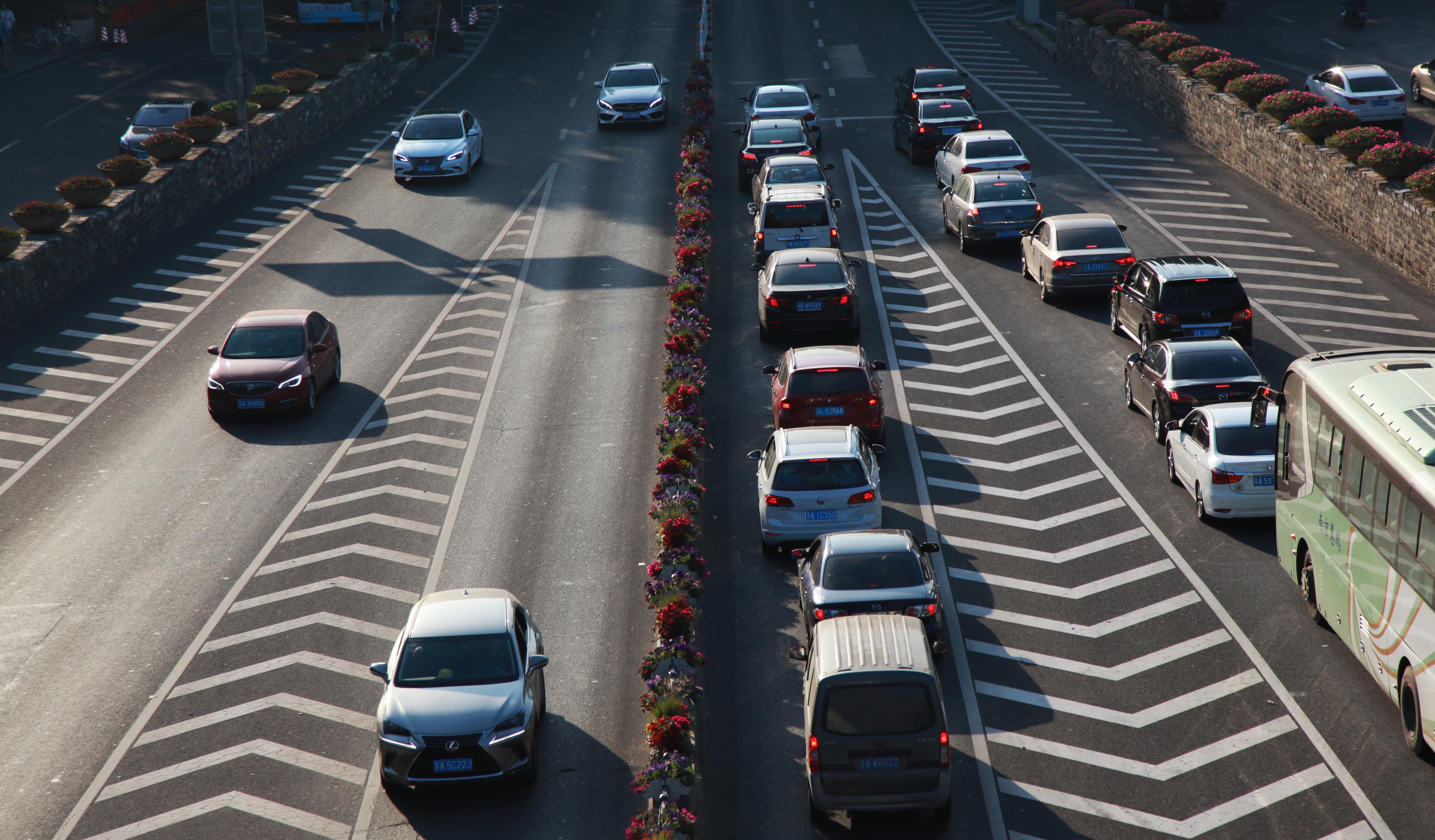 交通局宣布與和運租車iRent服務，在台北市區試辦半年的共享汽車，供民眾隨借隨還。（東方IC）
