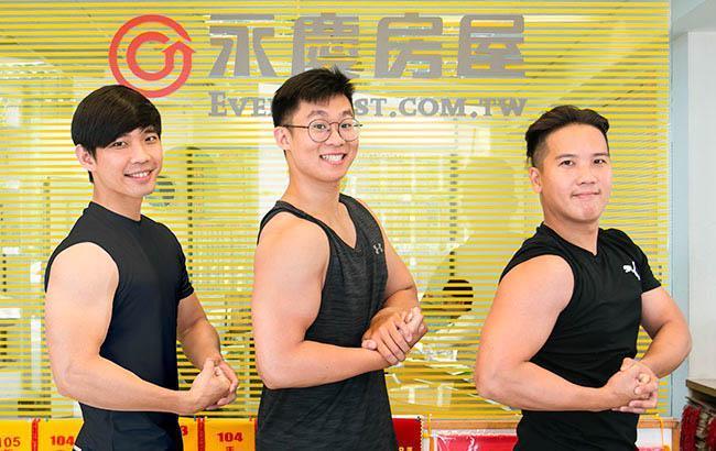 彈性工作8小時，下班相揪健身練出健美好身材。林呈鴻是「士東健身店三人組」中最年輕一員。