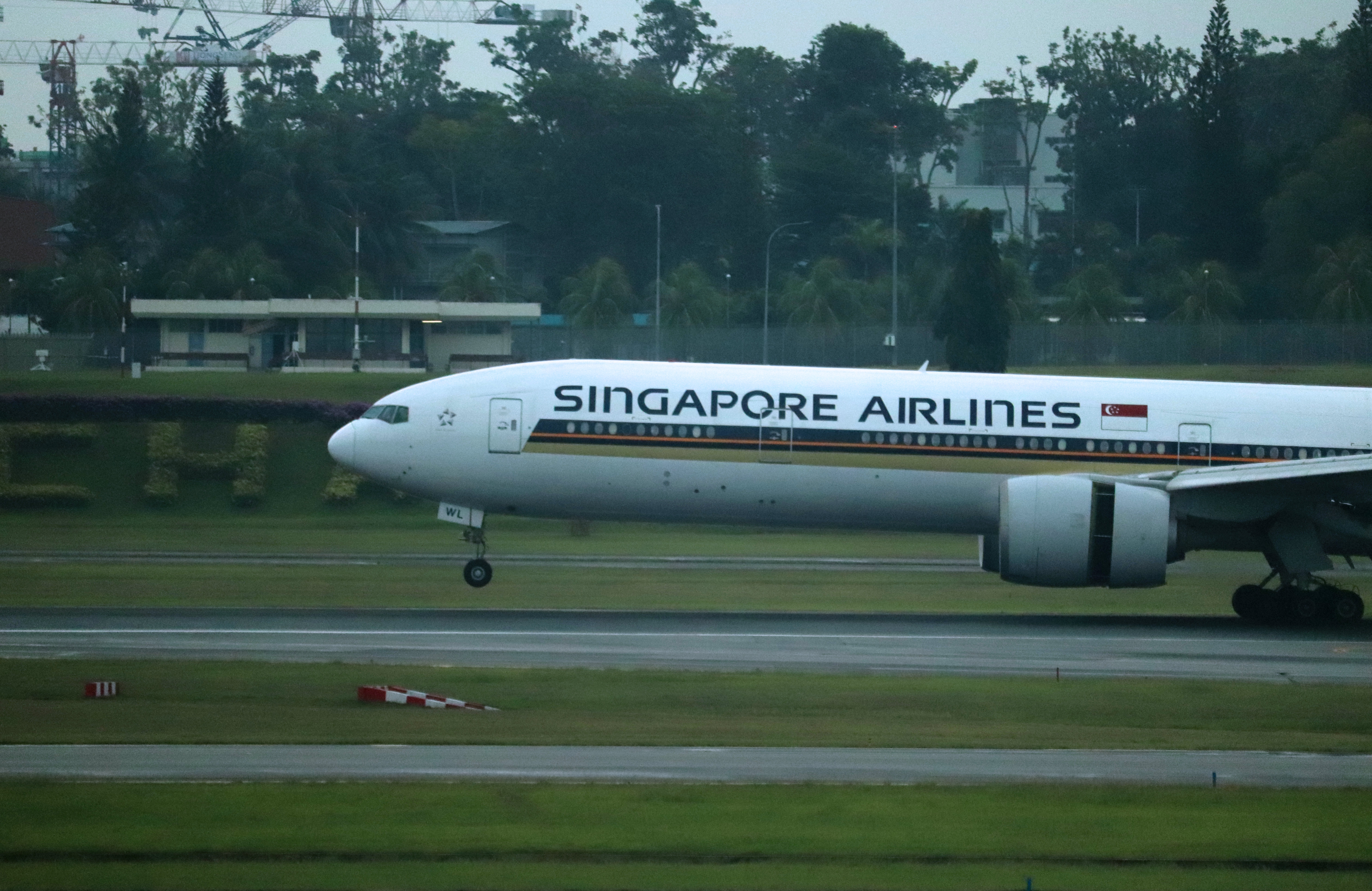 新加坡航空展開從新加坡飛往美國紐約長達19小時,成為全球最長航線。(東方IC)