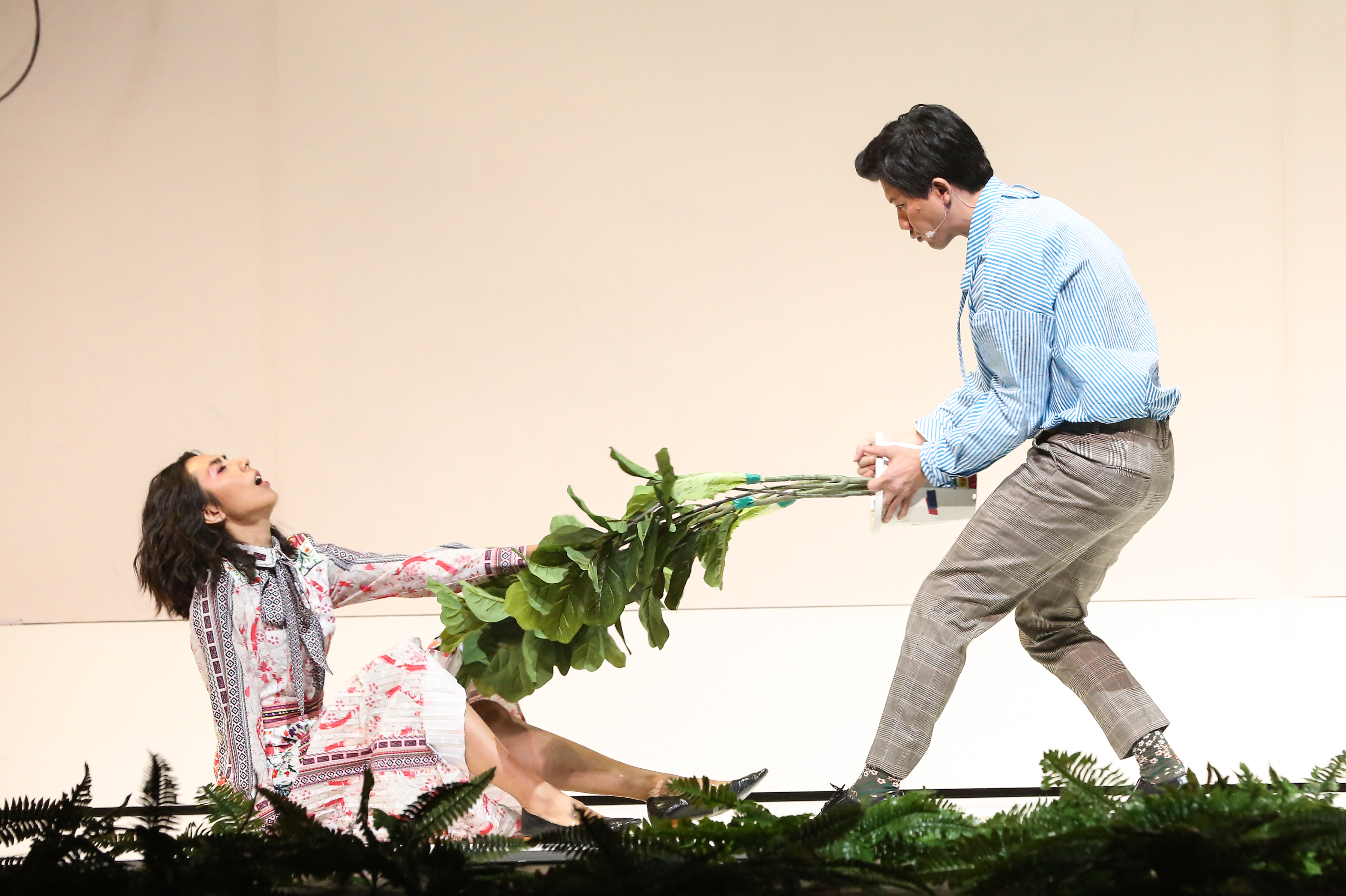 林辰唏為《神農氏》獻出舞台劇處女秀，她和莫子儀的對手戲非常精彩。