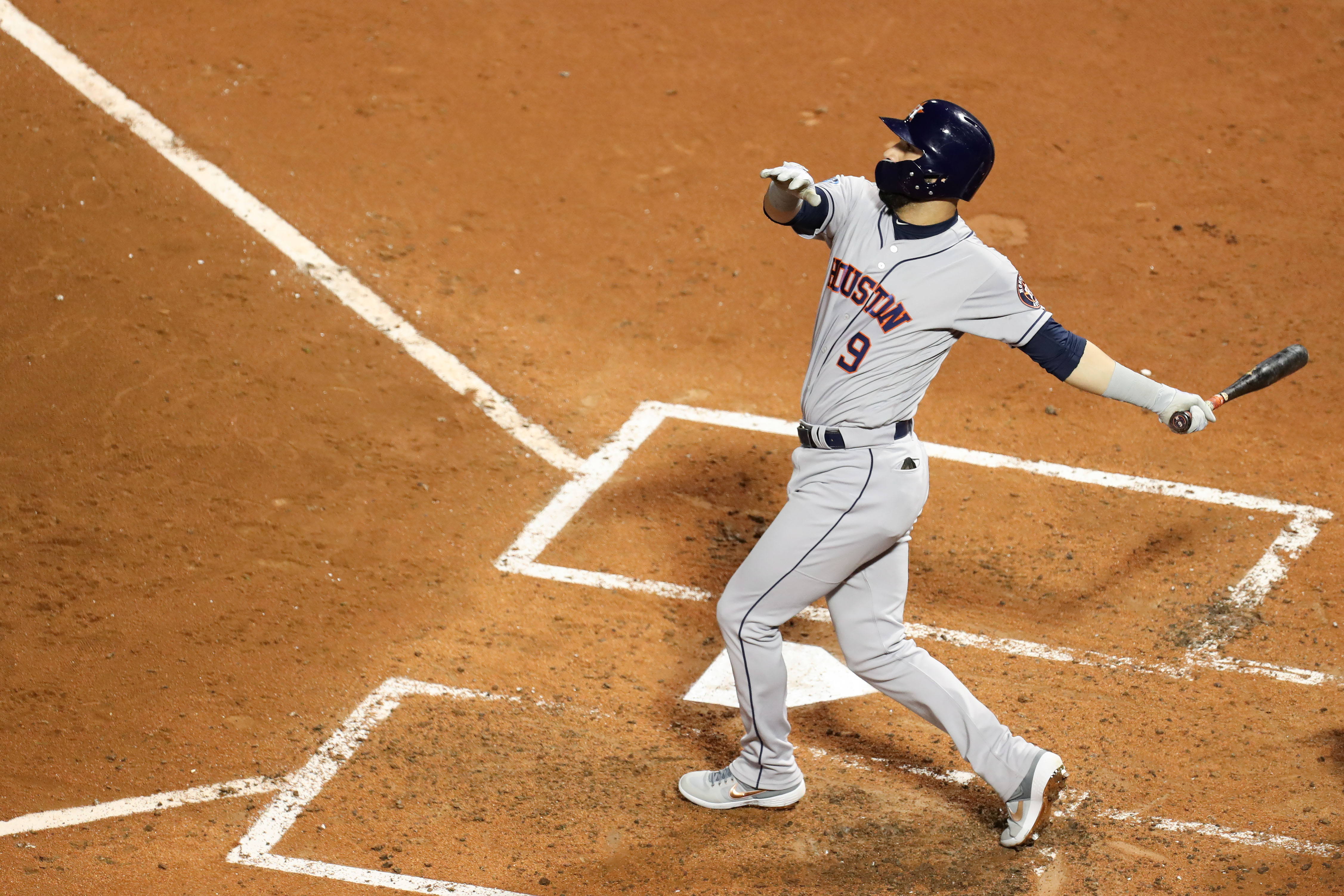 岡薩雷茲(Marwin Gonzalez)3局上敲出全壘打,幫助太空人取得2分暫時領先。(東方IC)