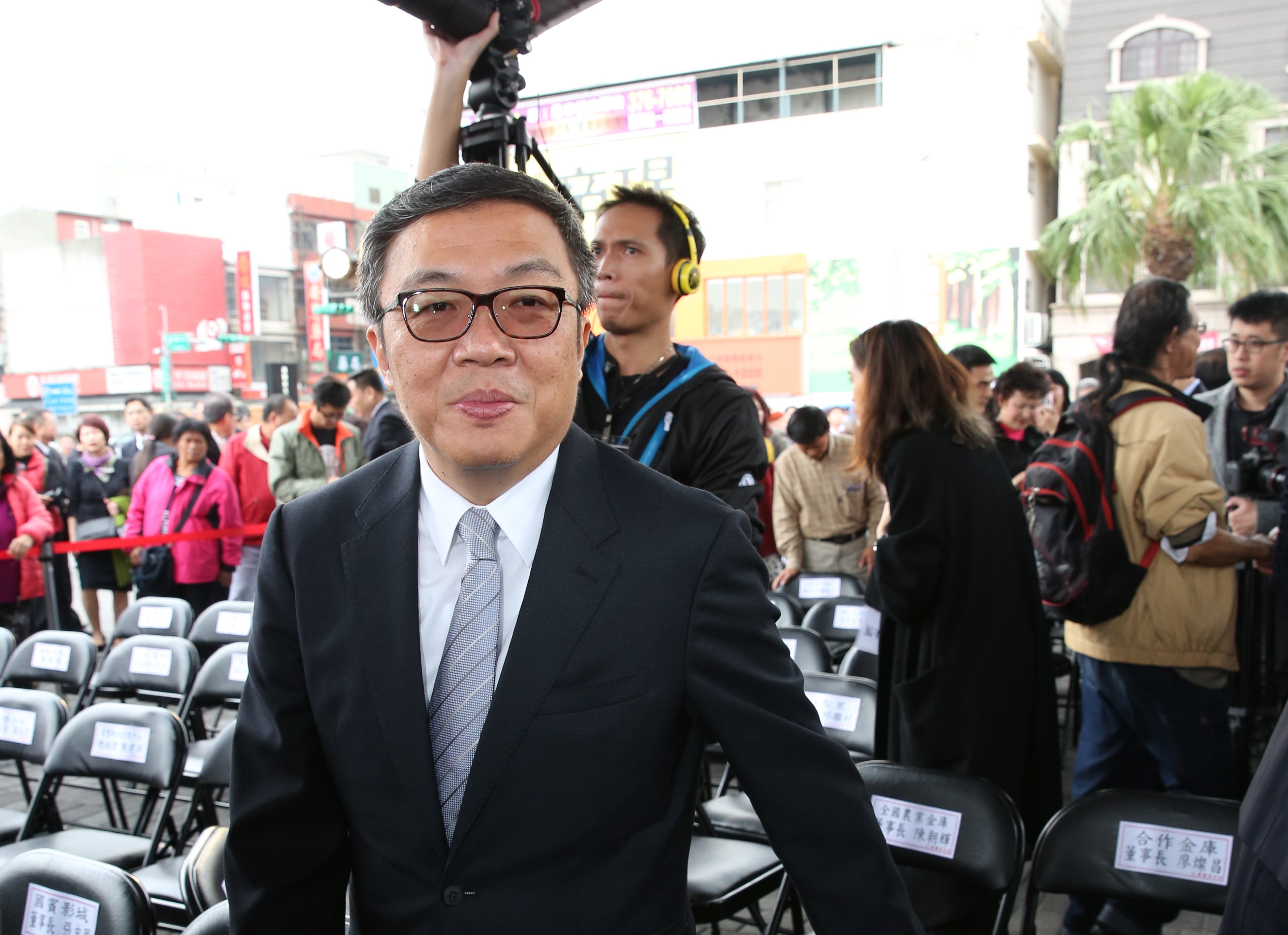 在任最久的券商公會理事長簡鴻文今（16日）請辭券商公會理事長，外界預料將由元大證董事長賀鳴珩（圖）接任。