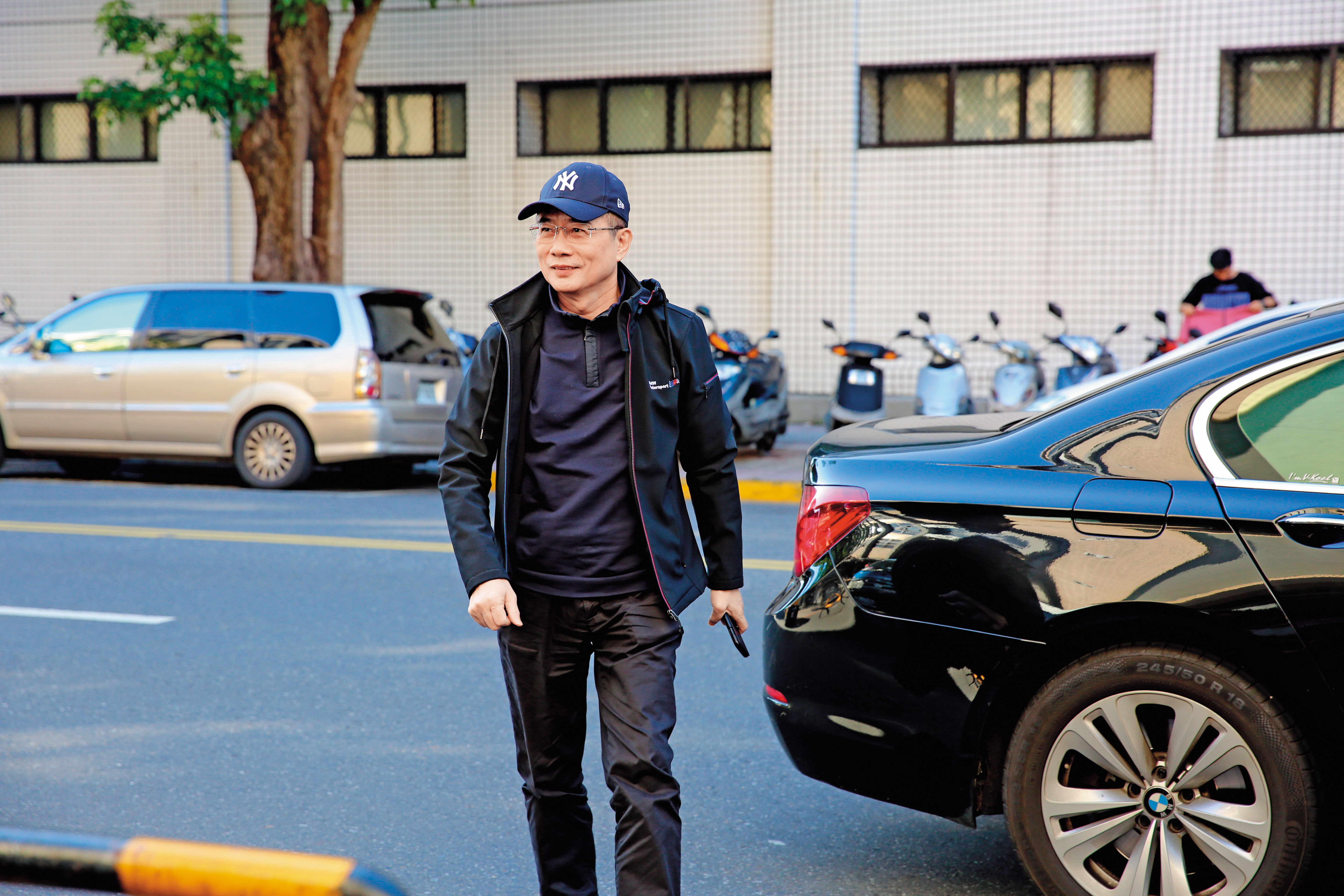 蔡正元出身自貧困家庭,後來出國取得哈佛大學政府研究所碩士。