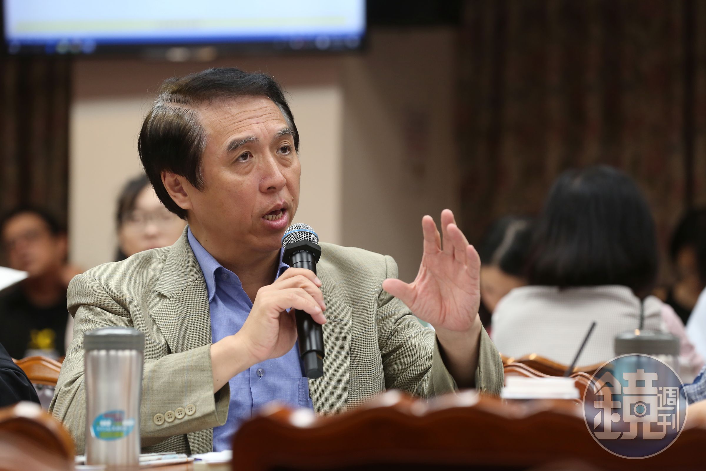 立委陳學聖當時曾有意爭取高雄市長初選提名。
