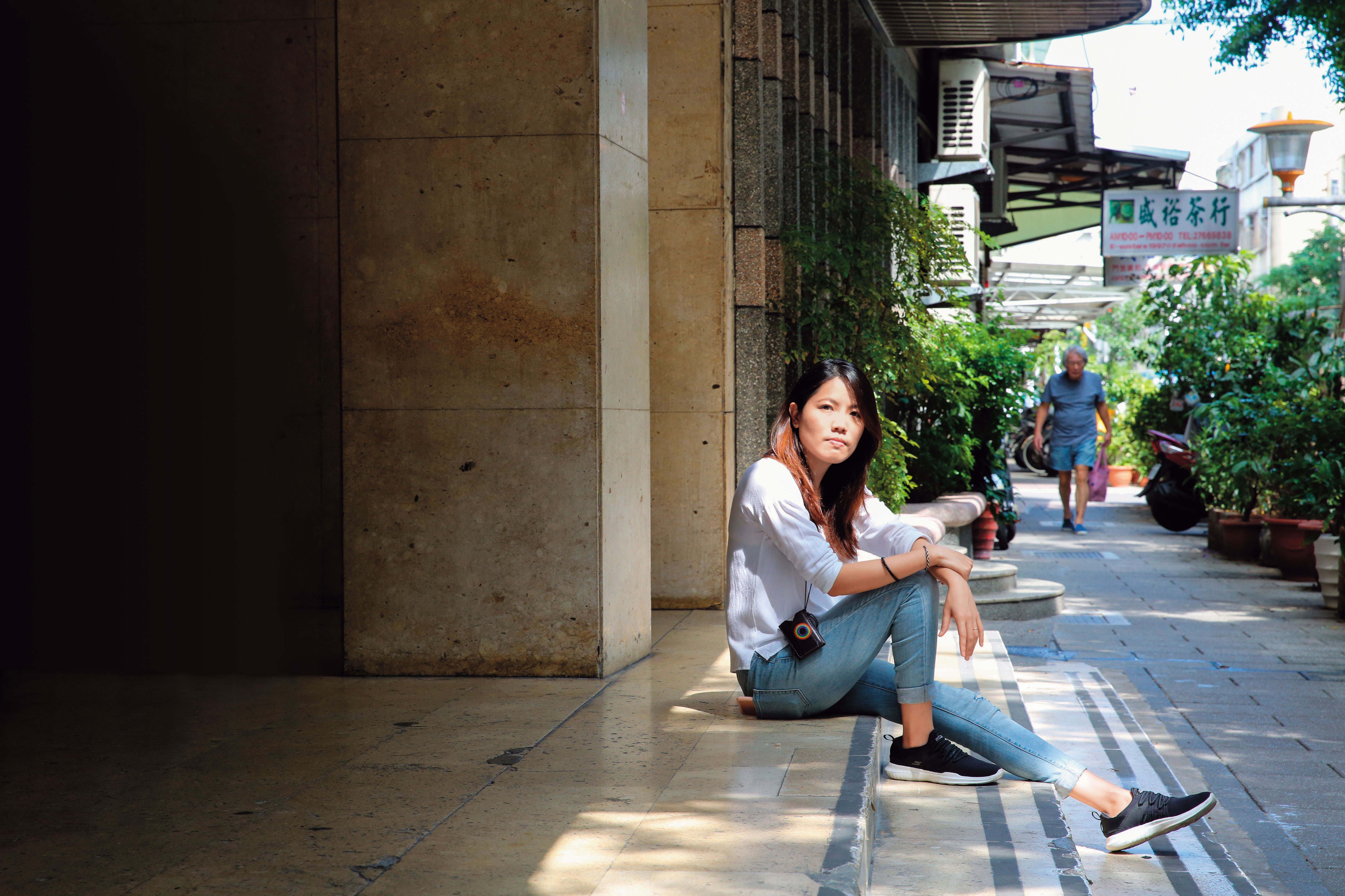 因為走過一段崎嶇的路，鄭珍真更能體會移工來台灣打拚的心境，替他們爭取權益，彷彿也在為年少懵懂的自己出一口氣。