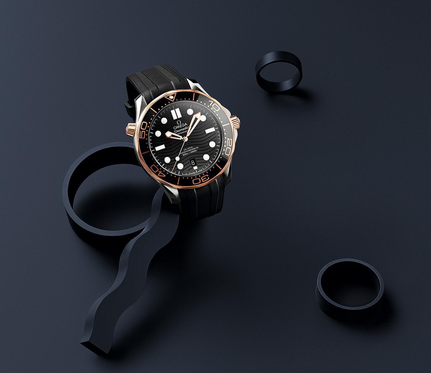 Seamaster 300 Diver系列半金款，結合不鏽鋼與18K金材質，定價NT$212,000。
