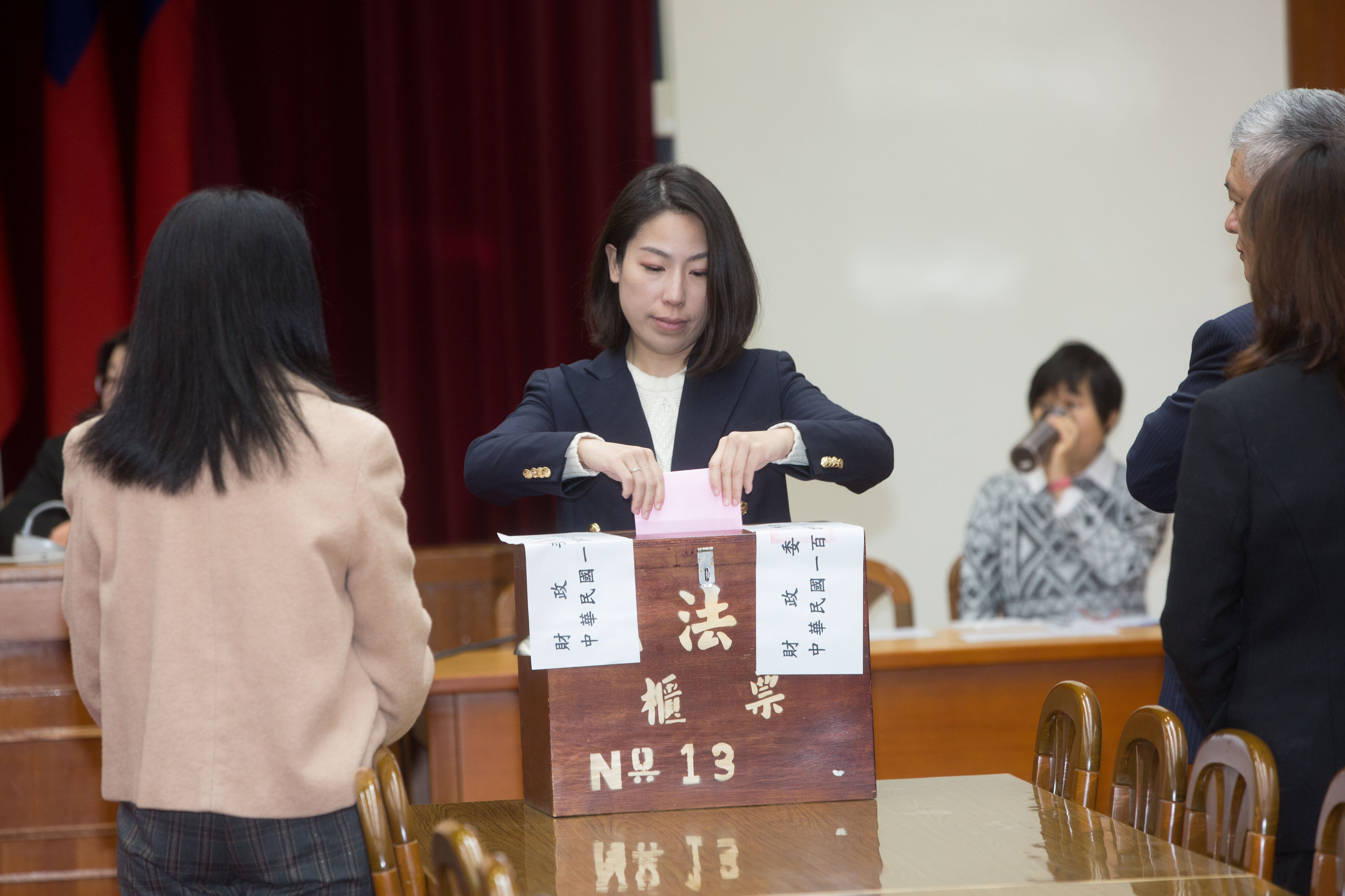 民進黨立委余宛如上月在財政委員會選召委時投錯票，遭民進黨黨紀委員會停權，至本屆任期結束前喪失參選召委、擔任黨團幹部等權利。圖為本刊資料照。