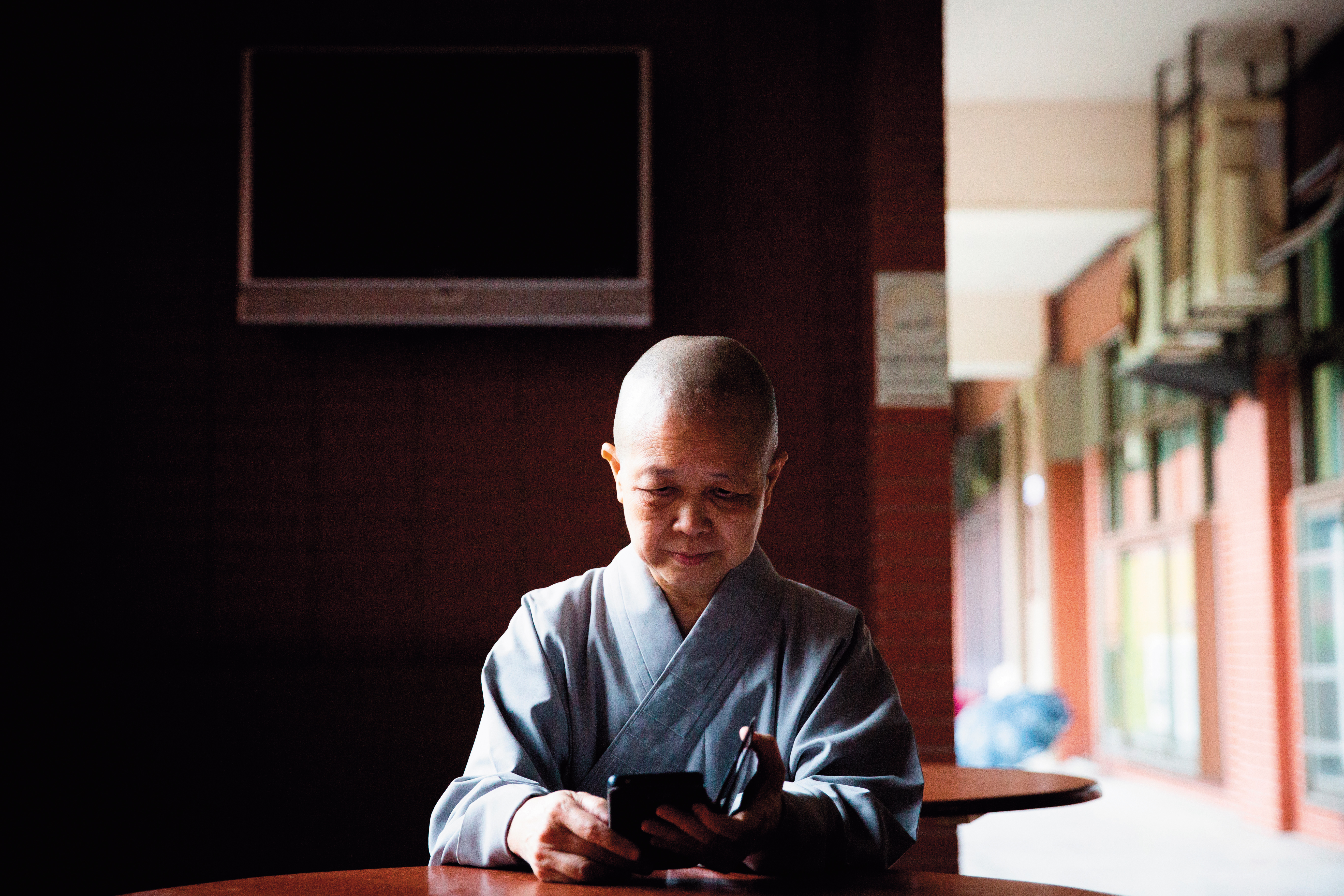 釋昭慧常上臉書針對時事發表意見。