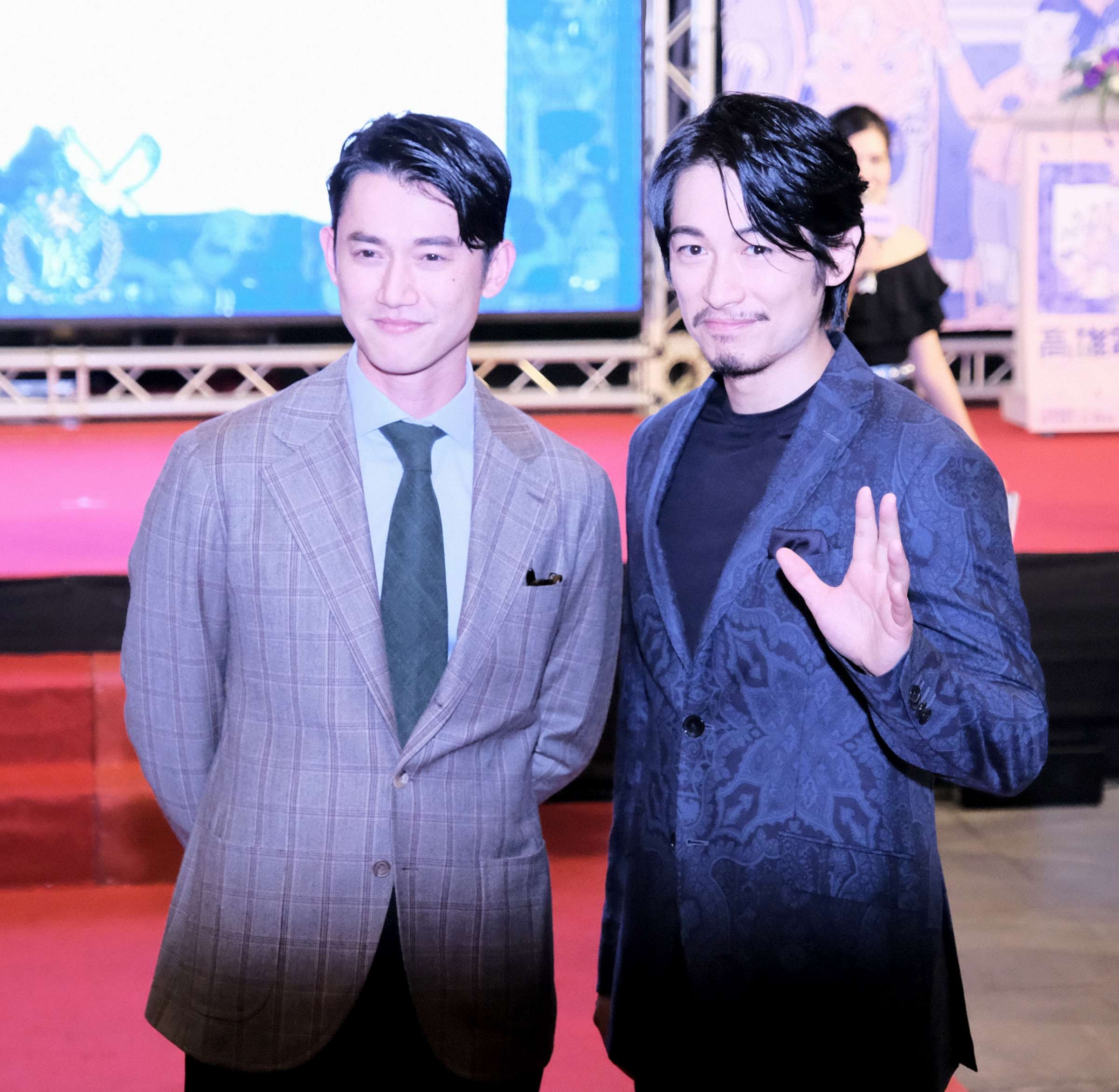 《來自大海的男人》藤岡靛與吳慷仁雙帥入鏡。（高雄電影節提供）