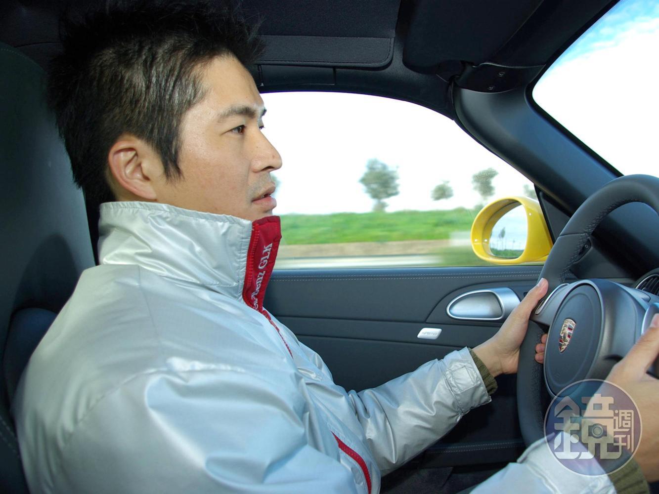 車狂是啟蒙我的搖籃，入行近20載，牛馬神獸不足為奇，只覺得少也賤多能鄙事，能以自由姿態試車說車是福份。