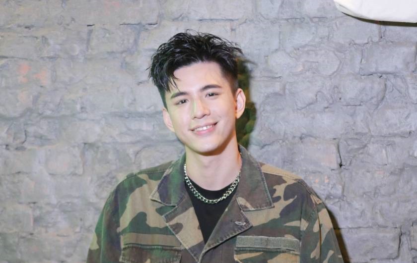 林柏叡主演的網劇《N世代》將在11月初於愛奇藝以及酷瞧播出，他接受專訪時認愛王淨。（禾力文創）