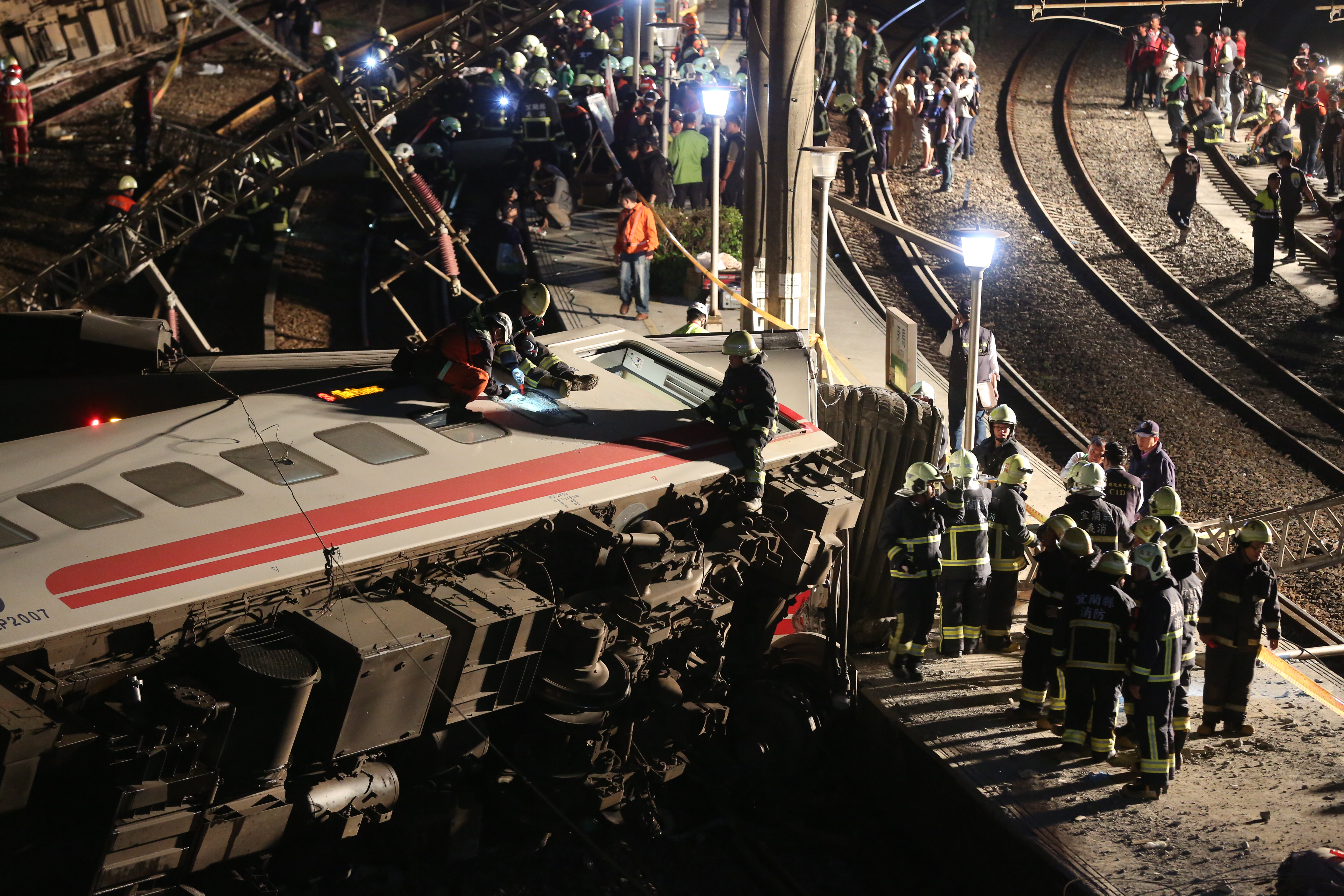 普悠瑪昨（21日）發生重大意外釀18死，出事原因仍待調查。