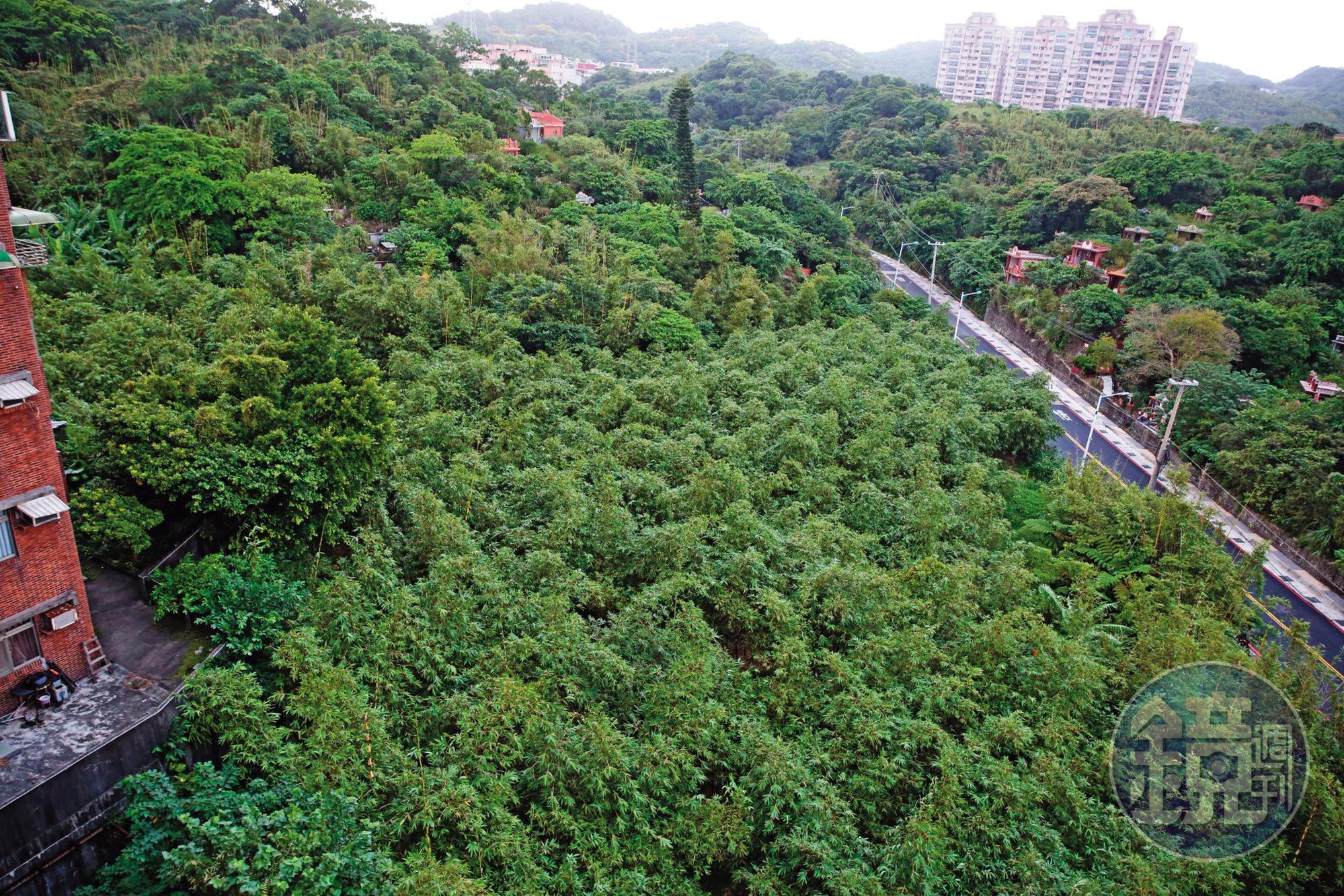 源源國際公司打算以基隆3塊已被多人設定抵押的無殘值土地,與眷宅社進行超過億元的融資合作。