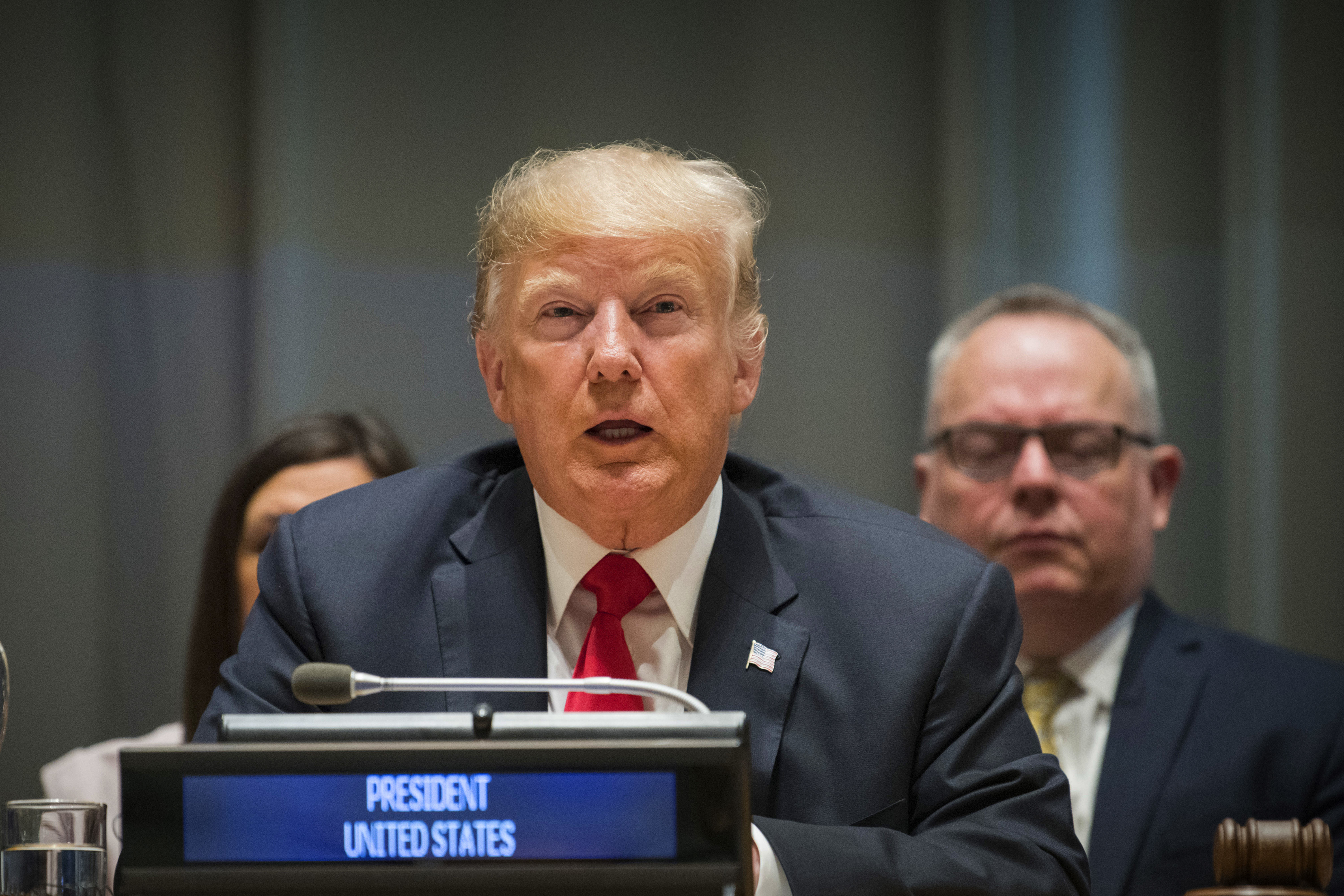 國民黨高雄市候選人韓國瑜近來網路聲量大，就連美國總統川普在臉書擁有2,500萬人，也比不上韓國瑜與粉絲互動的高人氣。（東方IC）