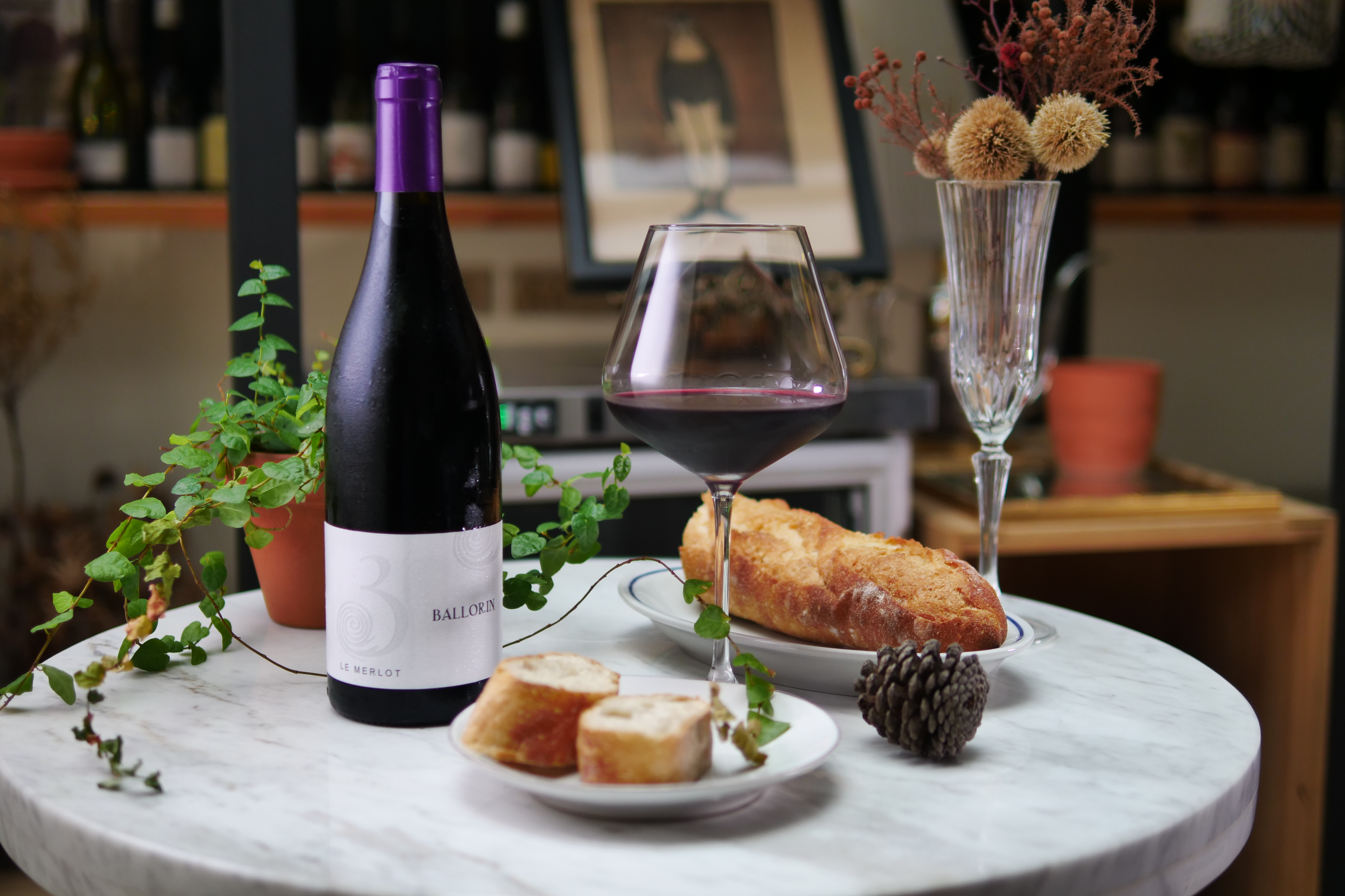 「Le Merlot 2016, Domaine Gilles Ballorin」純飲時能感受高結構度。（旭宣葡萄酒，1,200元／瓶）