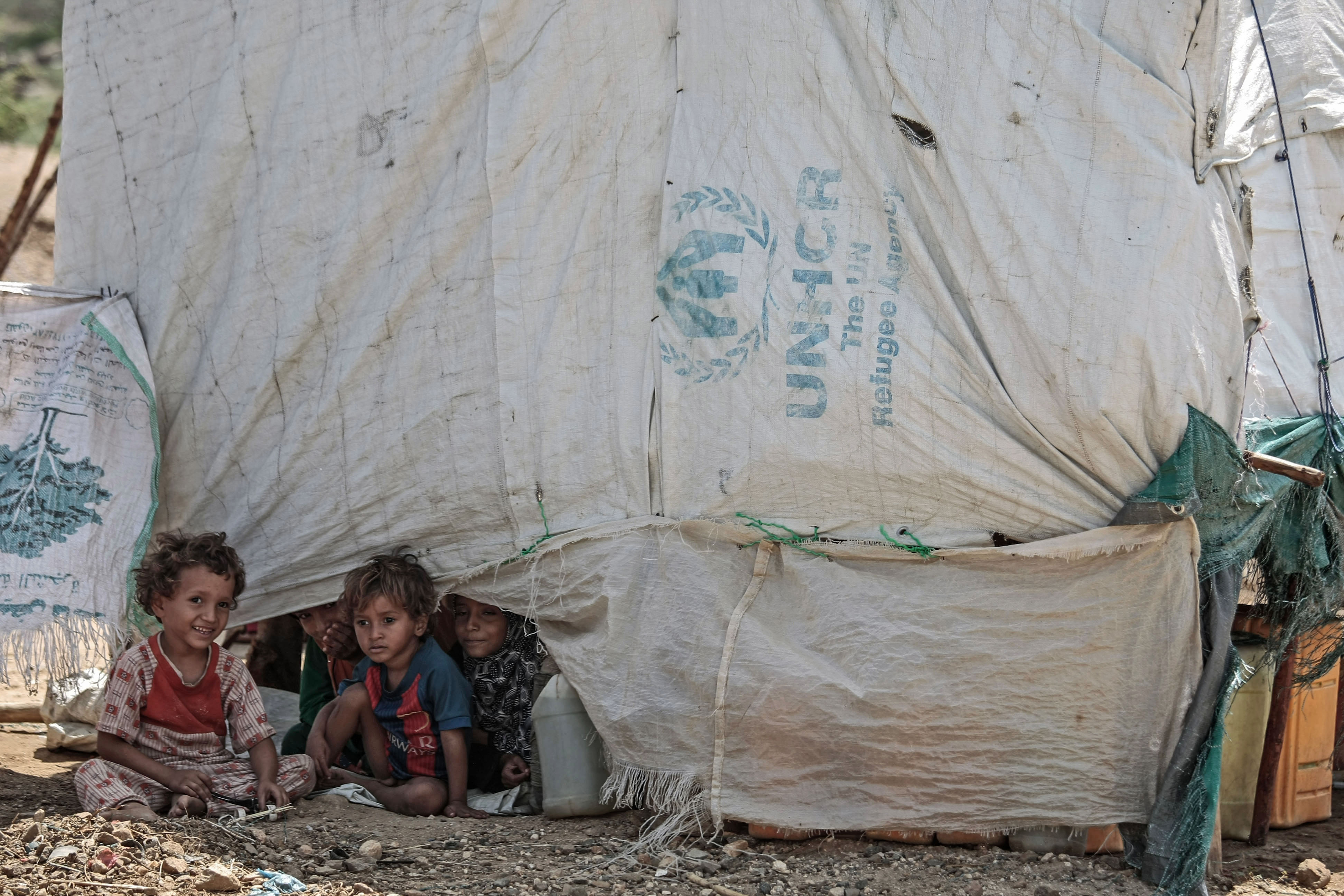 葉門內戰不斷，近日更因為荷台達港口遭攻擊導致援助中斷，迫使國內飢荒將陷入前所未有的危機。（東方IC）