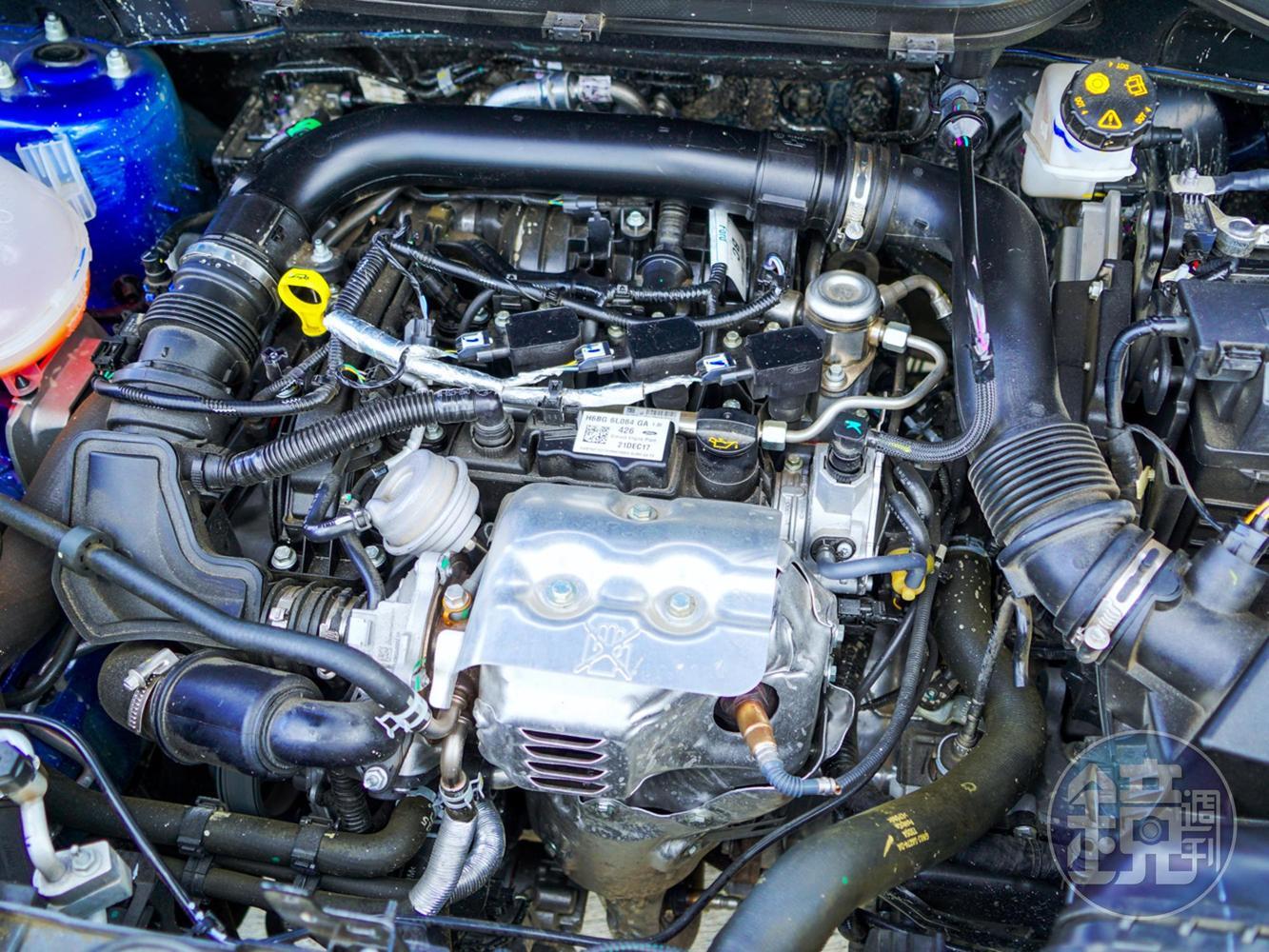 全新導入EcoBoost 125渦輪增壓三缸引擎，並搭配SelectShift六速自排變速箱，998c.c.的排氣量即可擁有125匹馬力，並在1,500轉即可達到17.33kgm扭力峰值。