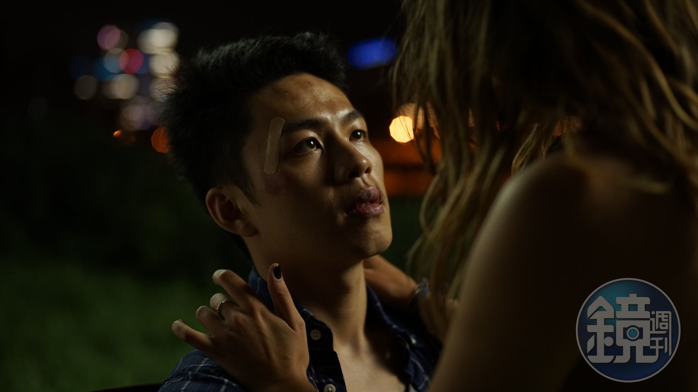 《幸福城市》講述一個男人在少年、青年與老年不同時期的三個夜晚，由李鴻其飾演青年期的小張。（牽猴子提供）