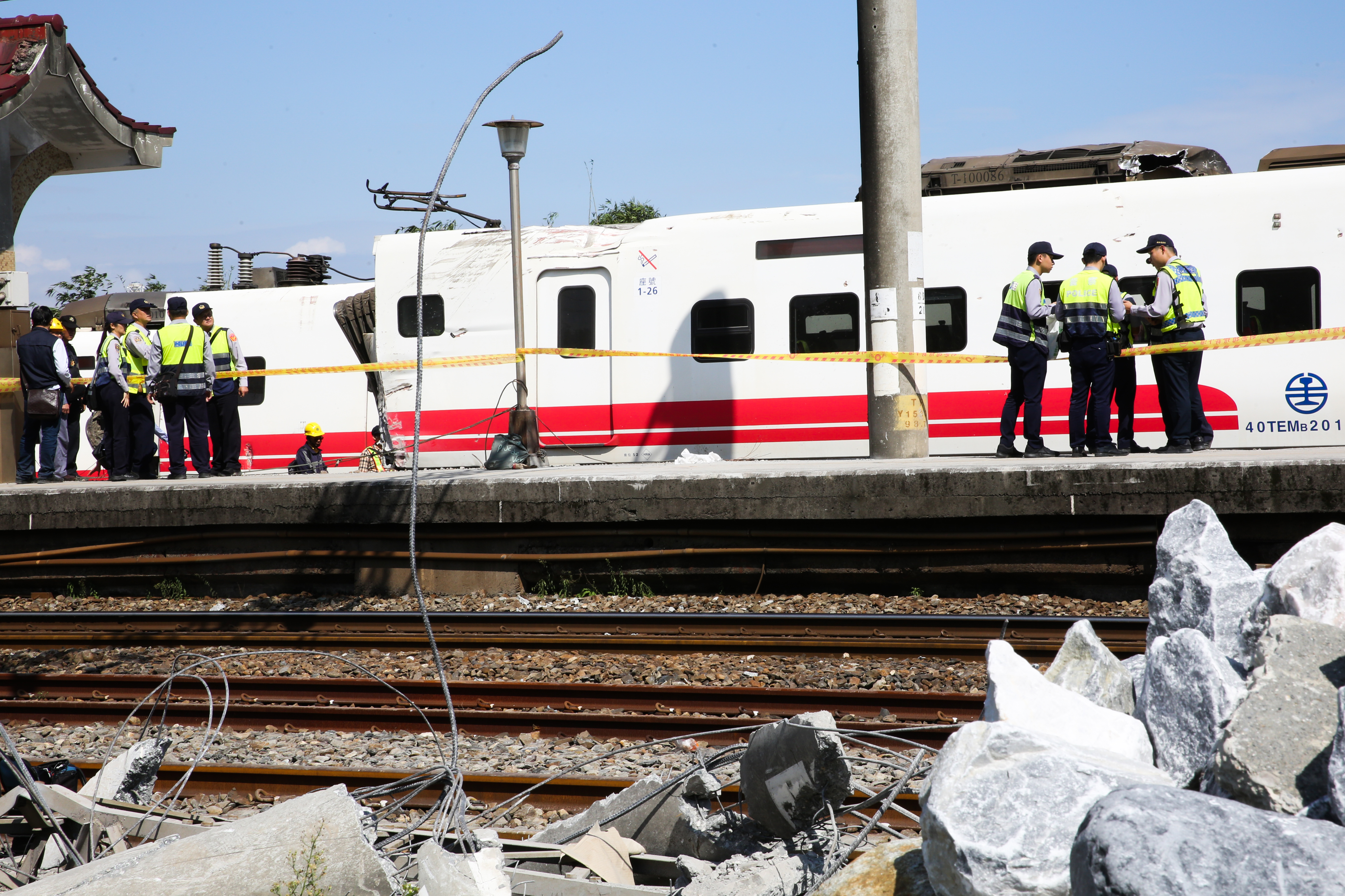 吳宏謀表示，已經特別提醒台鐵，應全力協助行政院調查小組跟檢調調查。