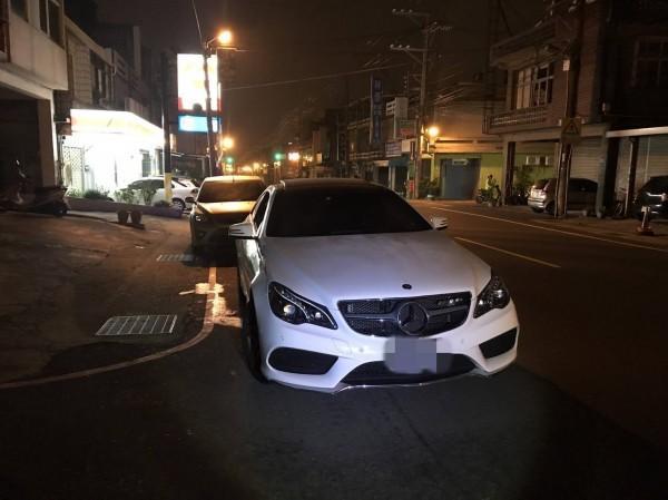騙來的「台灣省」字樣車牌讓胡嫌漏了餡。（警方提供）