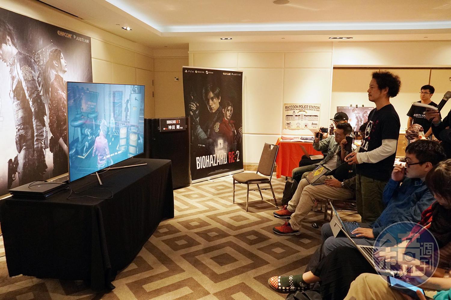 神田剛現場試玩遊戲，詳細解說新版的一些特色細節。