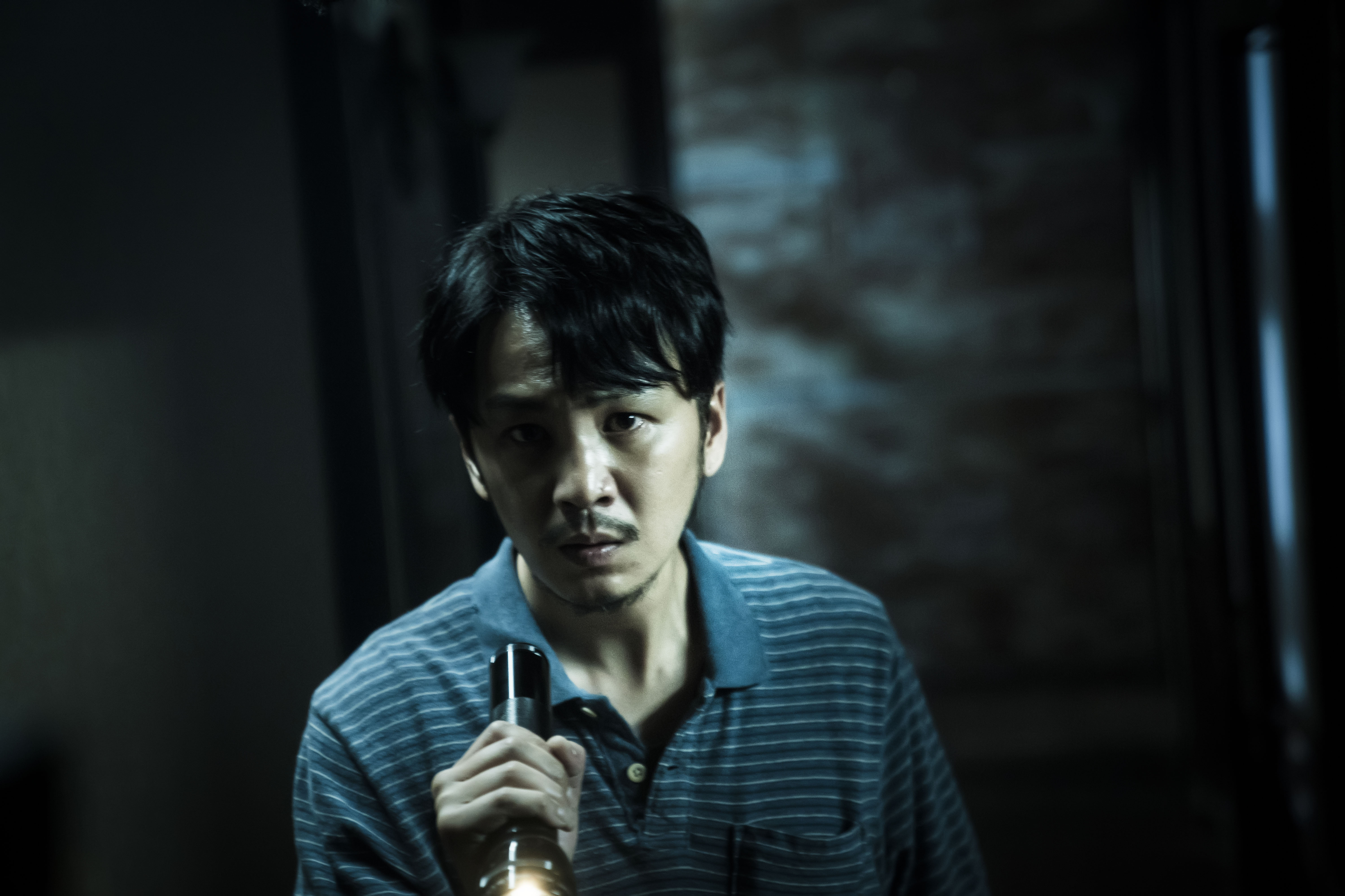 張書偉在曾是凶宅的場地拍戲，收音人員竟聽到不屬於現場所有人的詭異聲音。（威視提供）