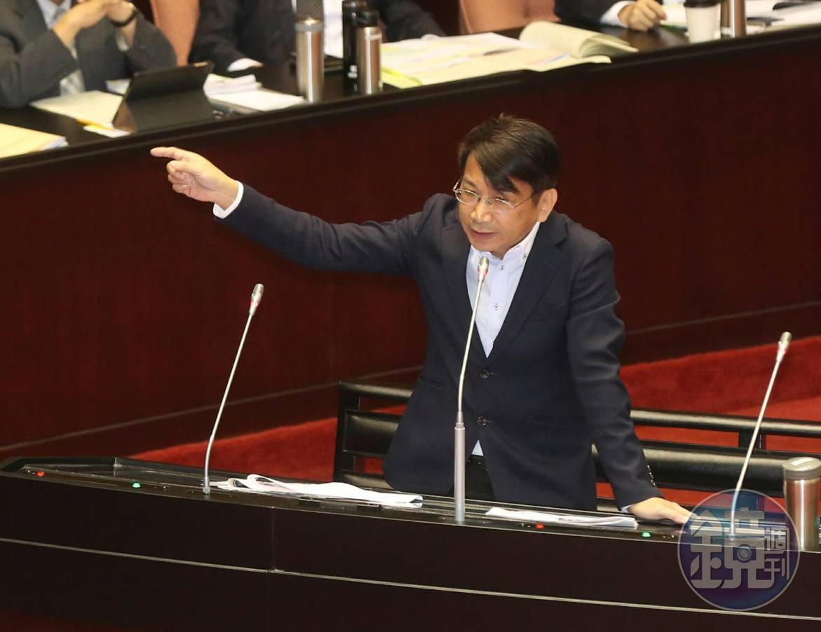 時代力量立委徐永明今爆普悠瑪列車均預留ATP系統安裝管線。
