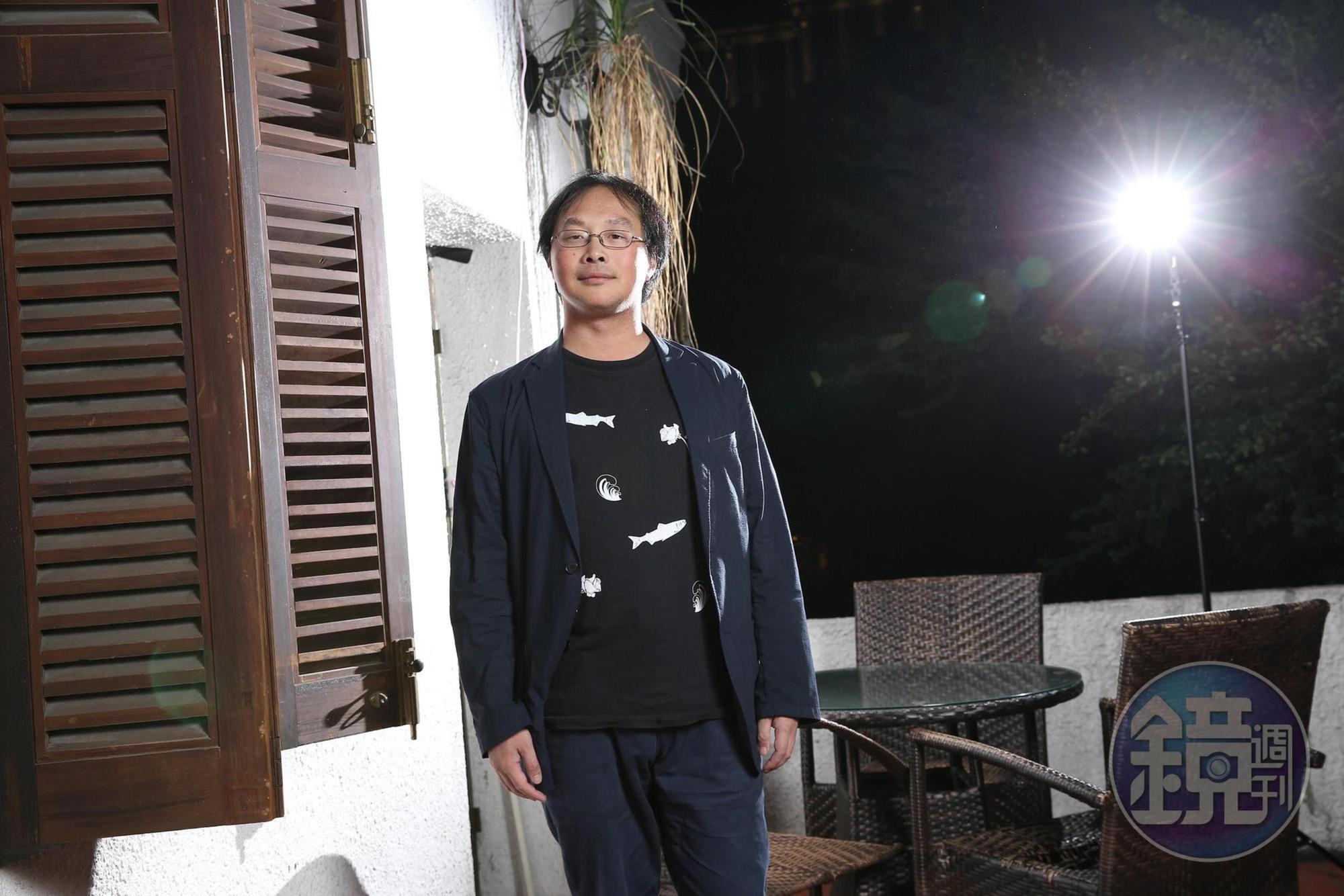 拍片以來,深田晃司堅持獨立製片路線,並且一手包辦每部電影的編劇、導演、剪接。