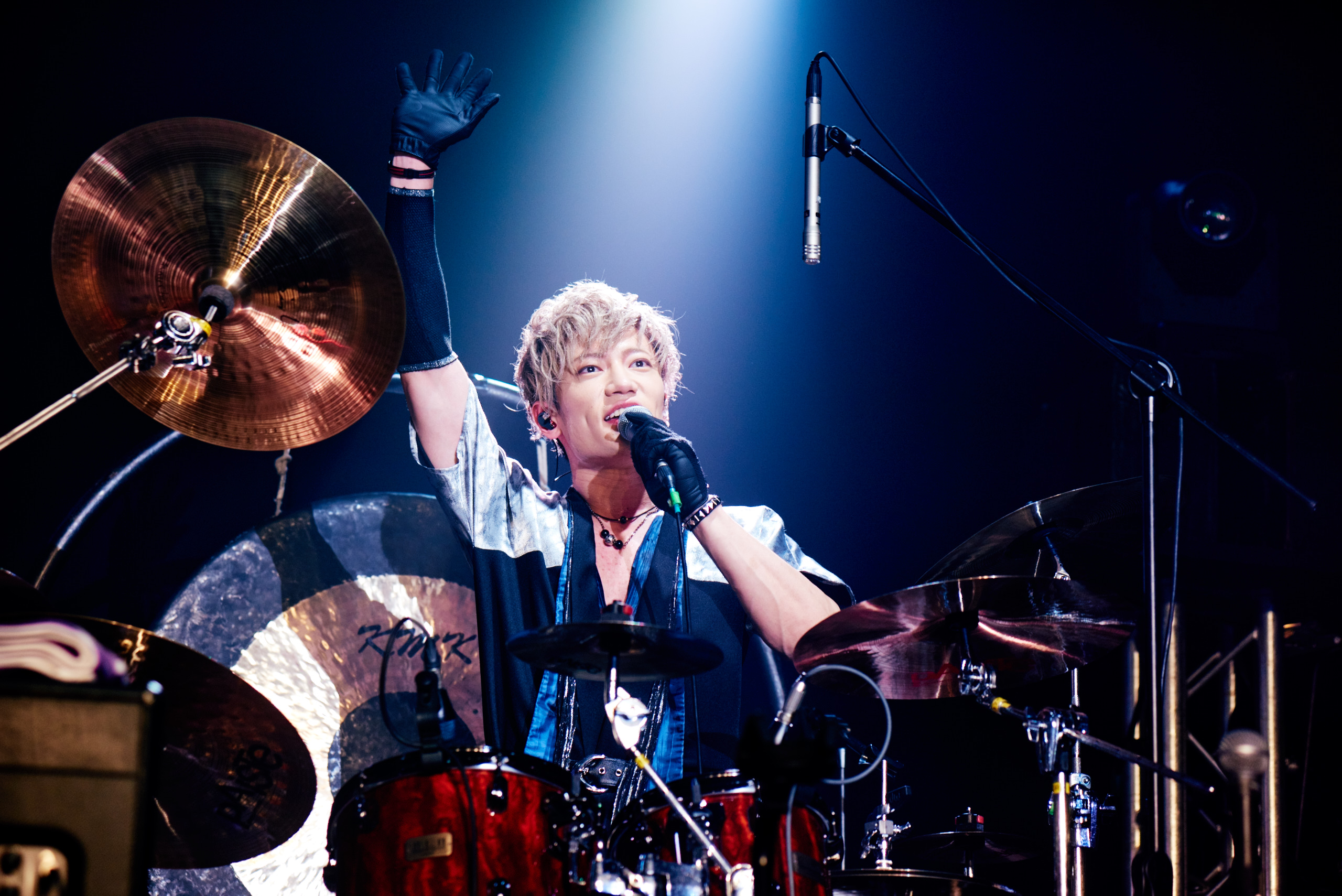 和樂器樂團爵士鼓手山葵妙語不斷。（avex Taiwan提供）