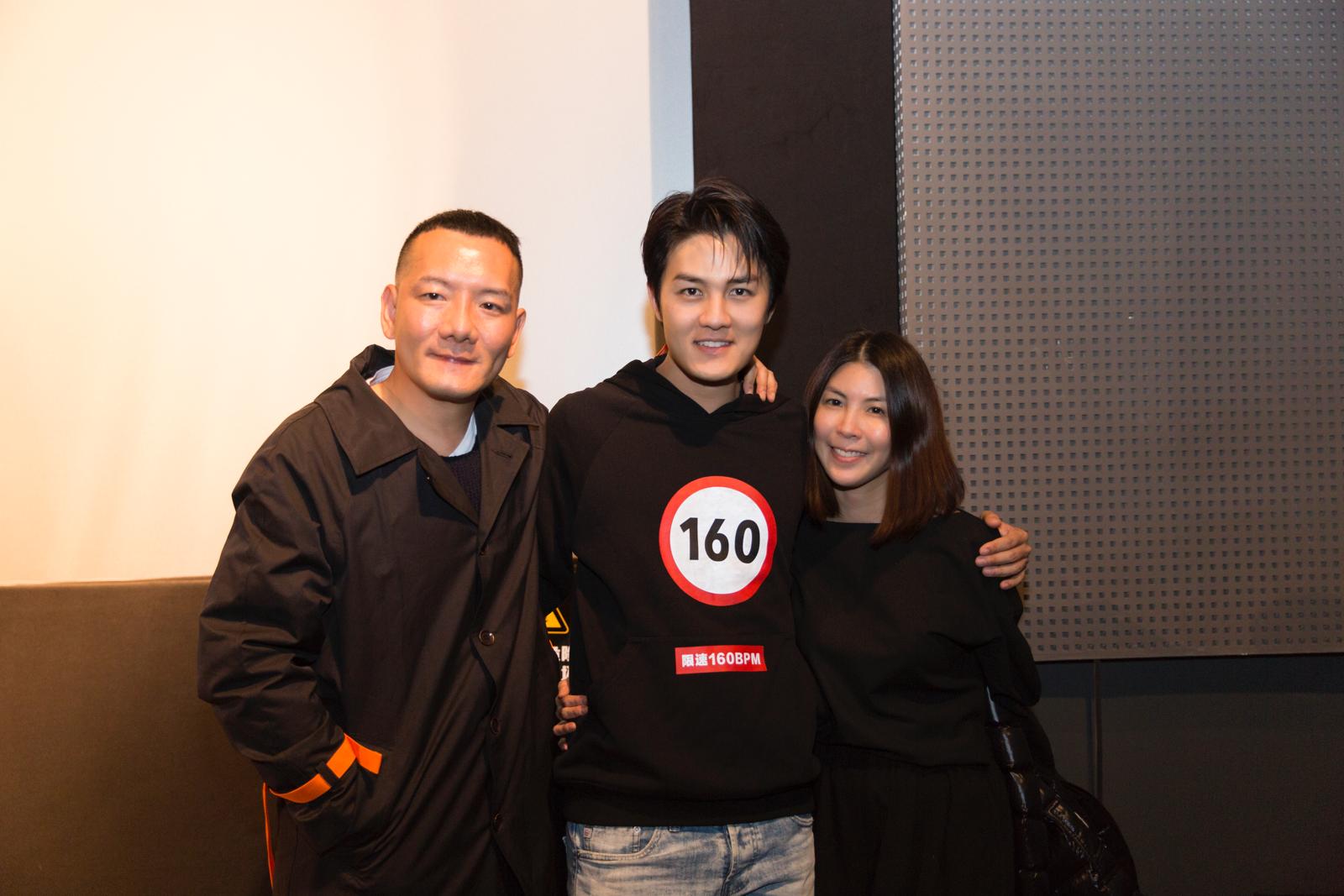 許茹芸（左）與田定豐（右）力挺吳克群新作《為你寫詩》。（和羣娛樂提供）