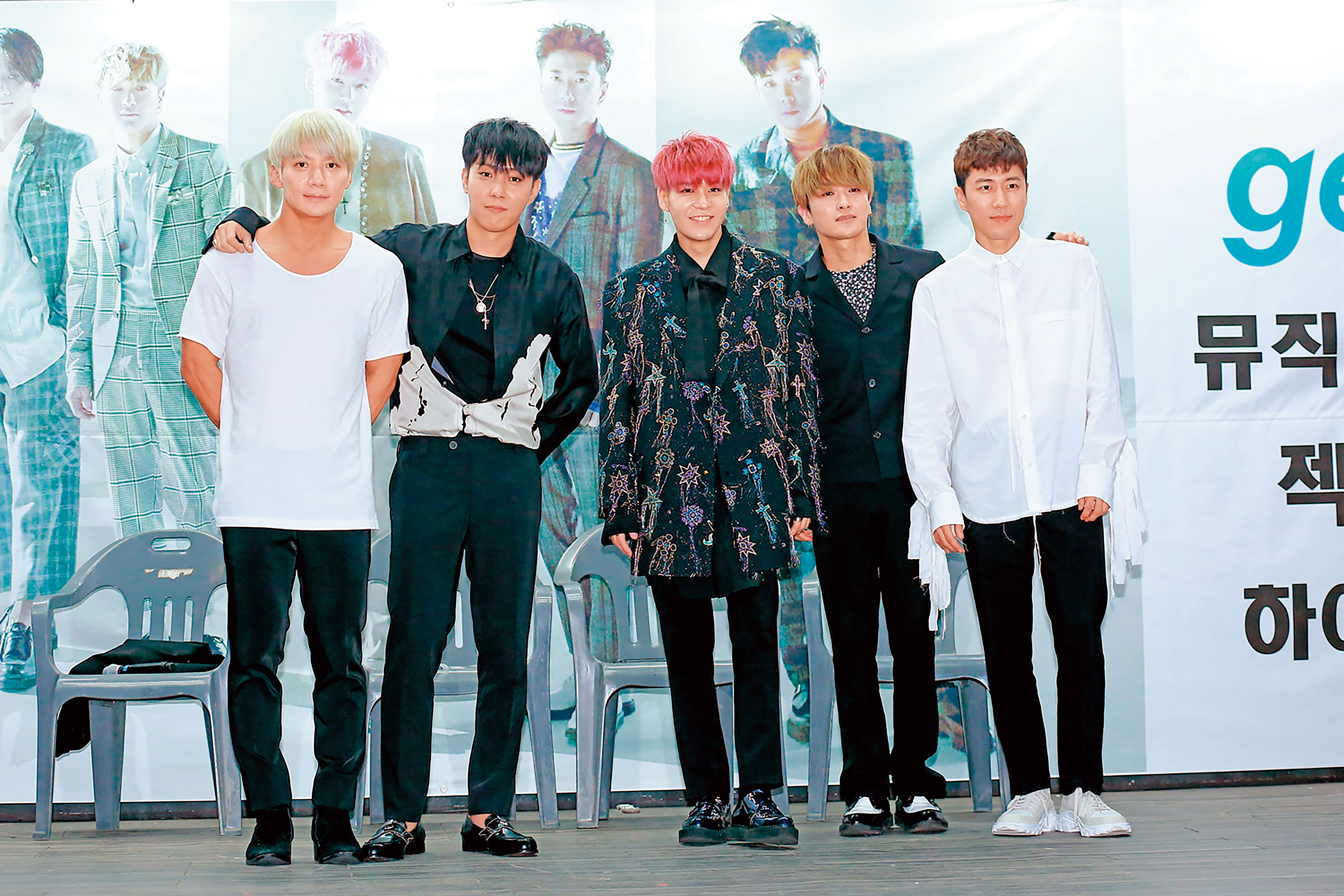 水晶男孩是第一代韓國偶像團體，在亞洲地區擁有許多歌迷支持，主唱姜成勳卻淪為詐騙工具。（東方IC）